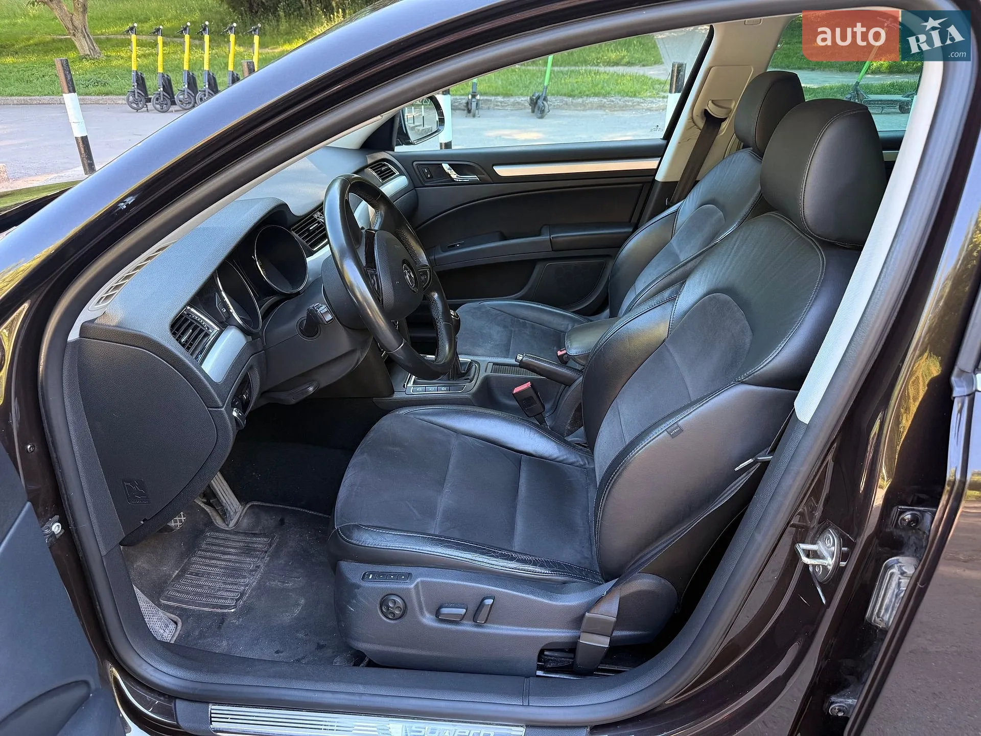 2014 Skoda Superb - мініатюра 10