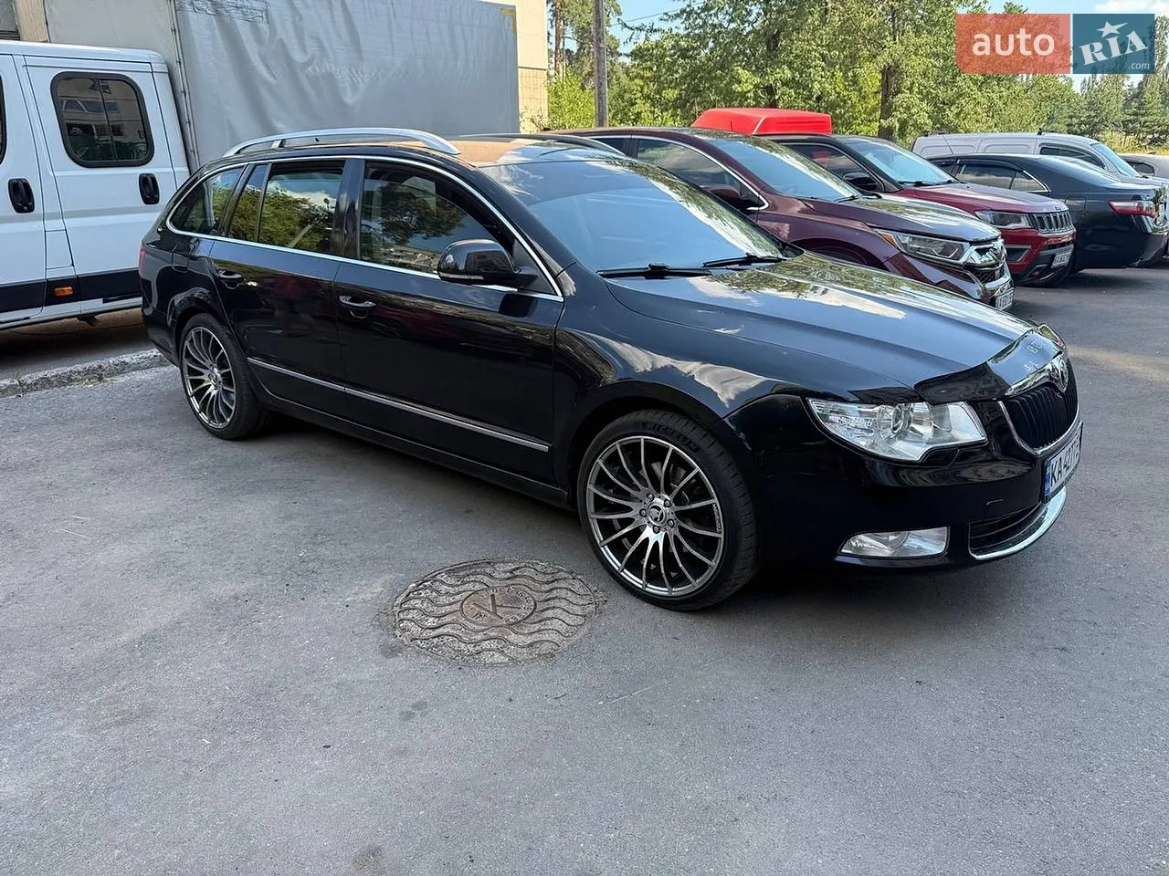 2010 Skoda Superb - мініатюра 38