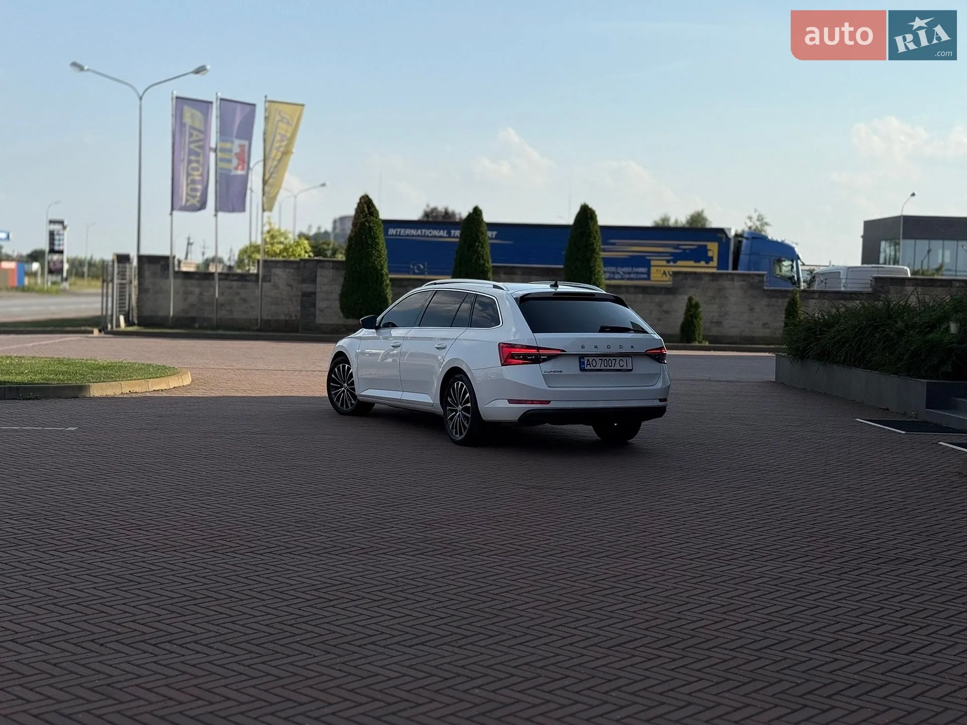 2020 Skoda Superb - мініатюра 8