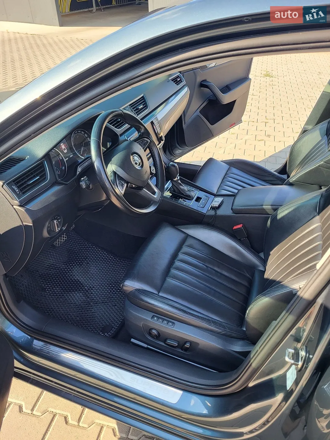 2016 Skoda Superb - мініатюра 14