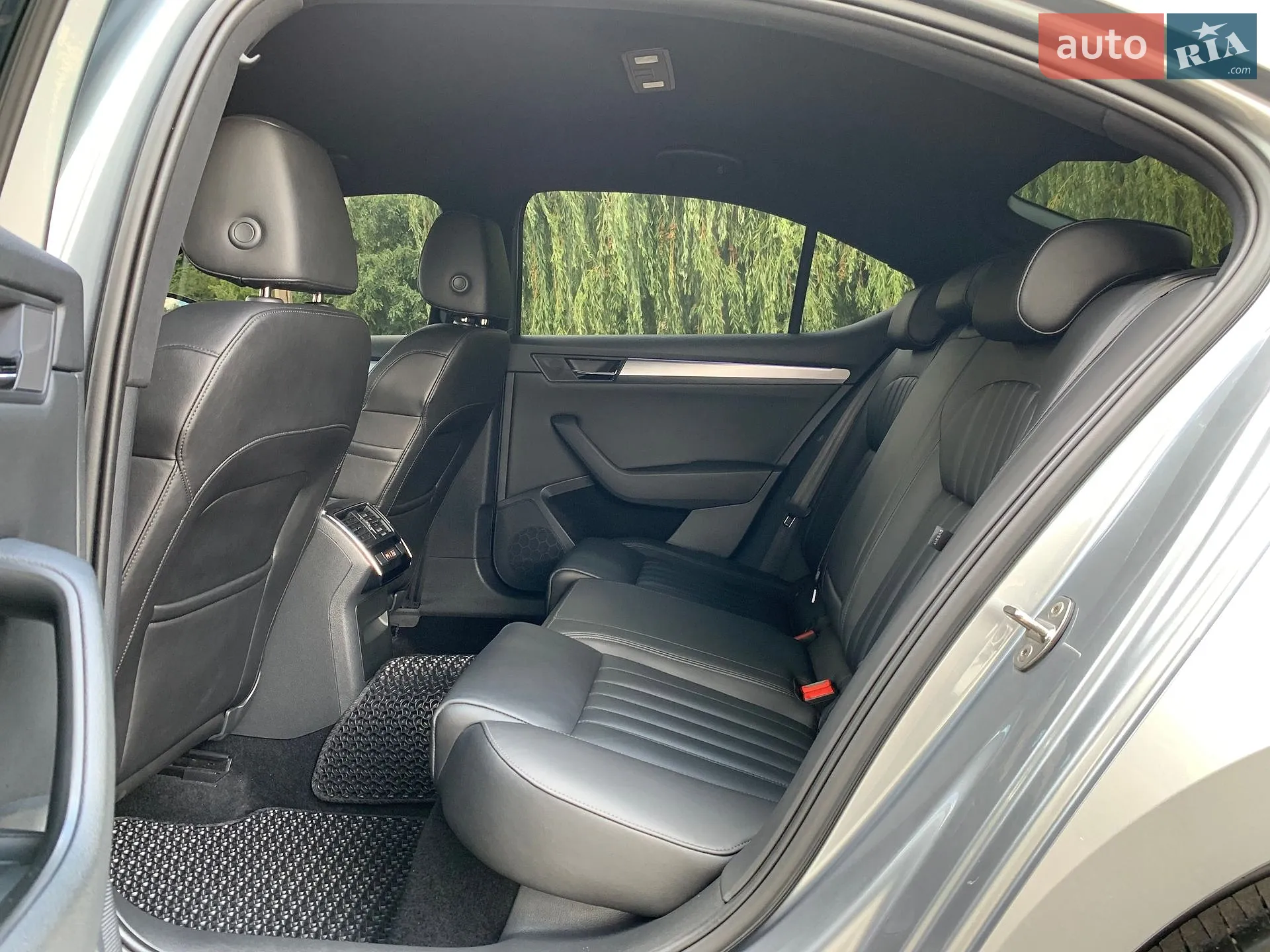 2019 Skoda Superb - мініатюра 39
