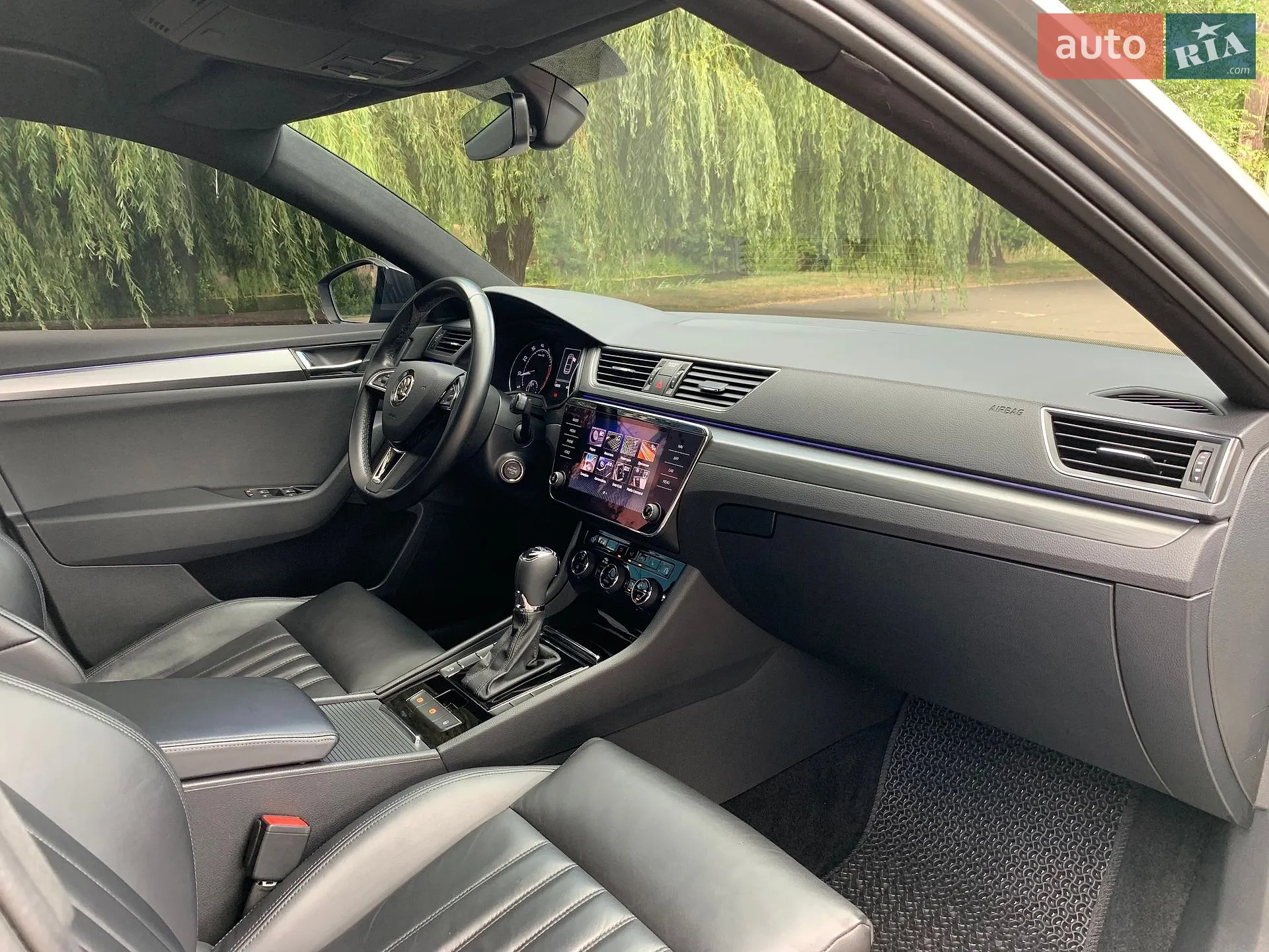 2019 Skoda Superb - мініатюра 29