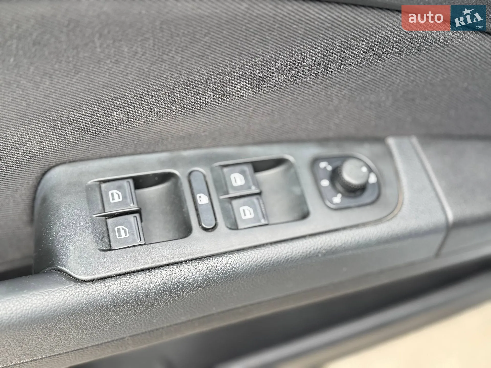 2010 Skoda Superb - мініатюра 20