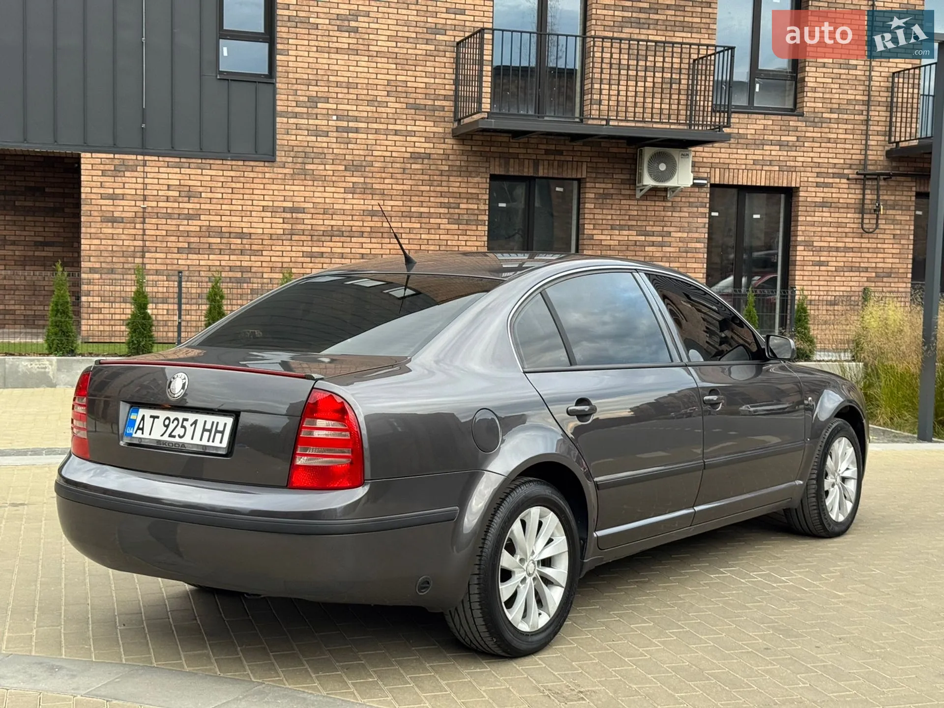 Skoda Superb 2005 VIN TMBCL63U149069397 фото оголошення 17 з 36