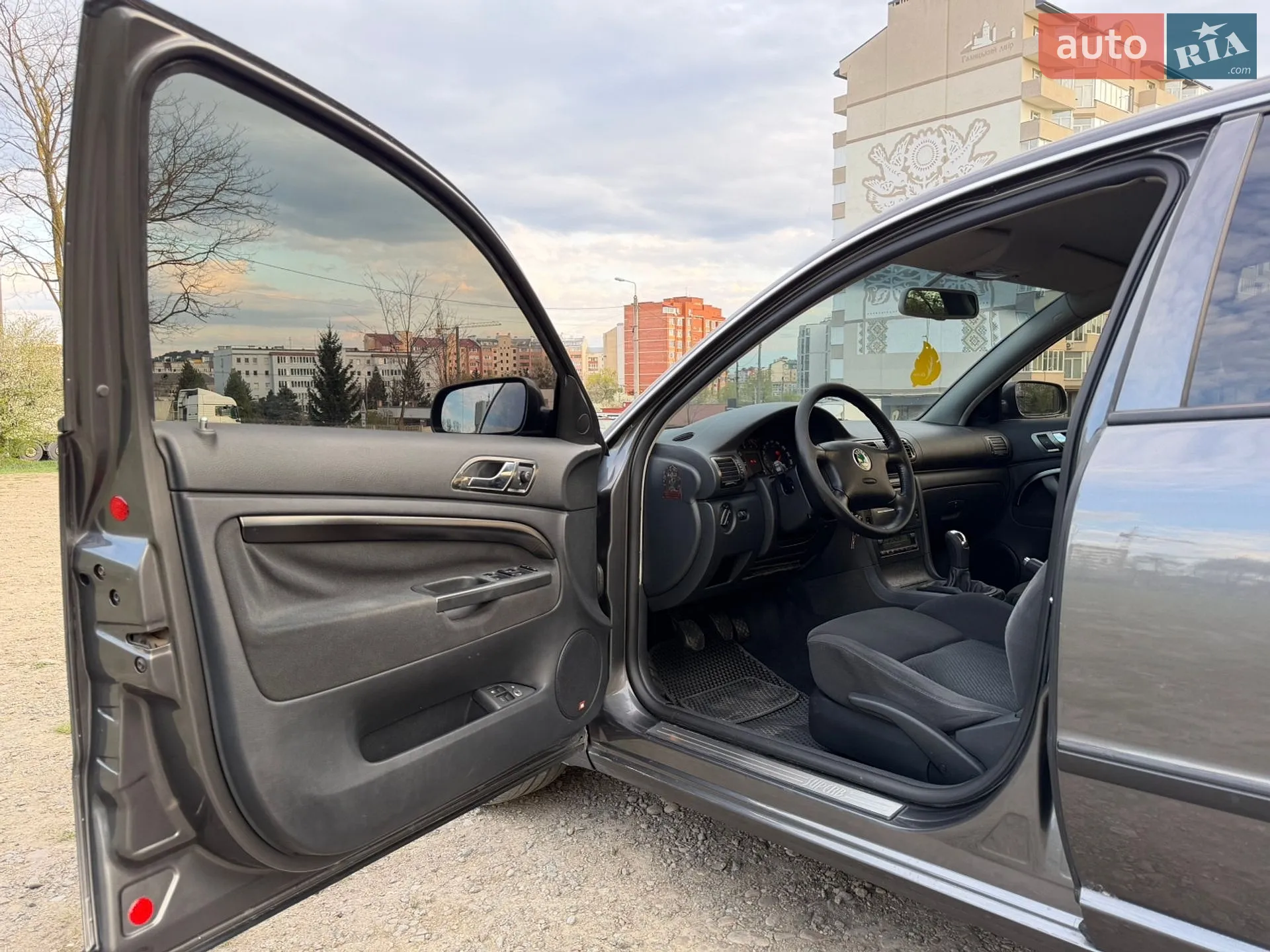 Skoda Superb 2005 VIN TMBCL63U149069397 фото оголошення 20 з 36