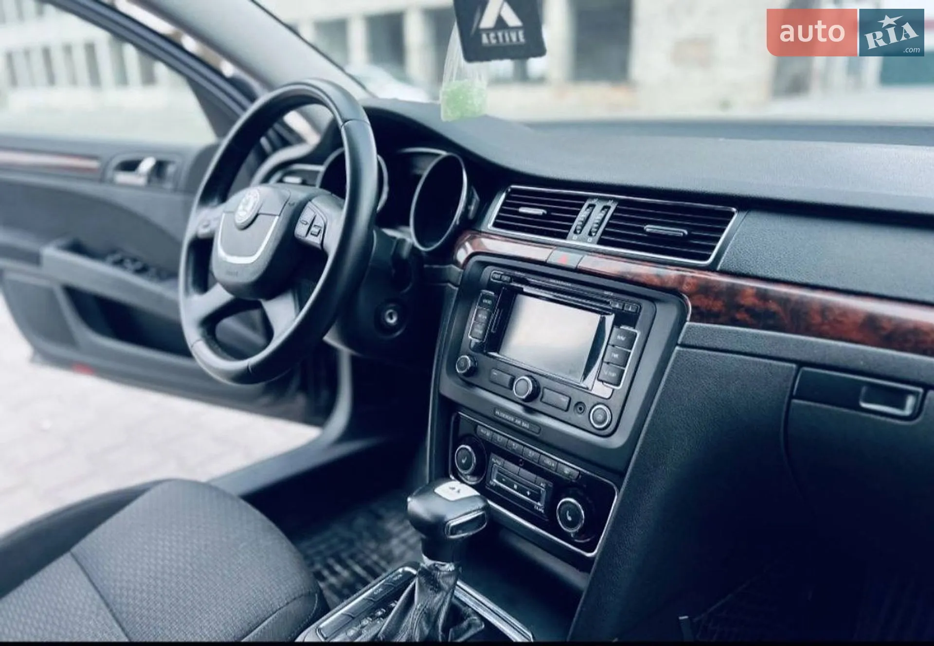 2011 Skoda Superb - мініатюра 7