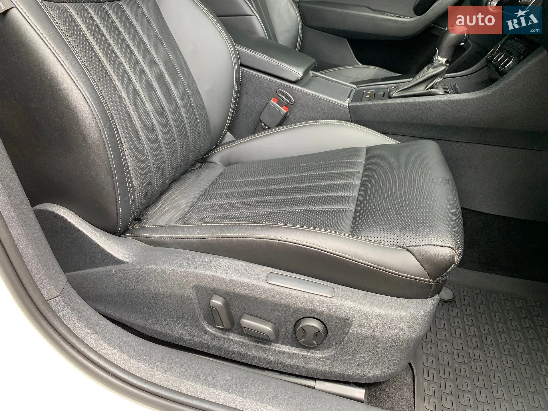 2019 Skoda Superb - мініатюра 30