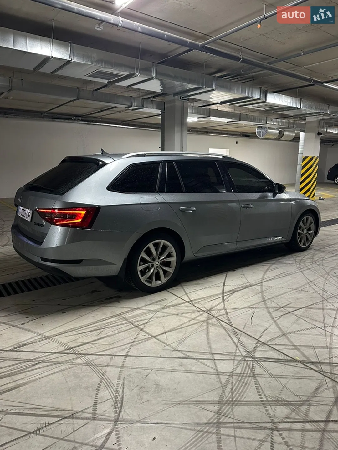 2016 Skoda Superb - мініатюра 8