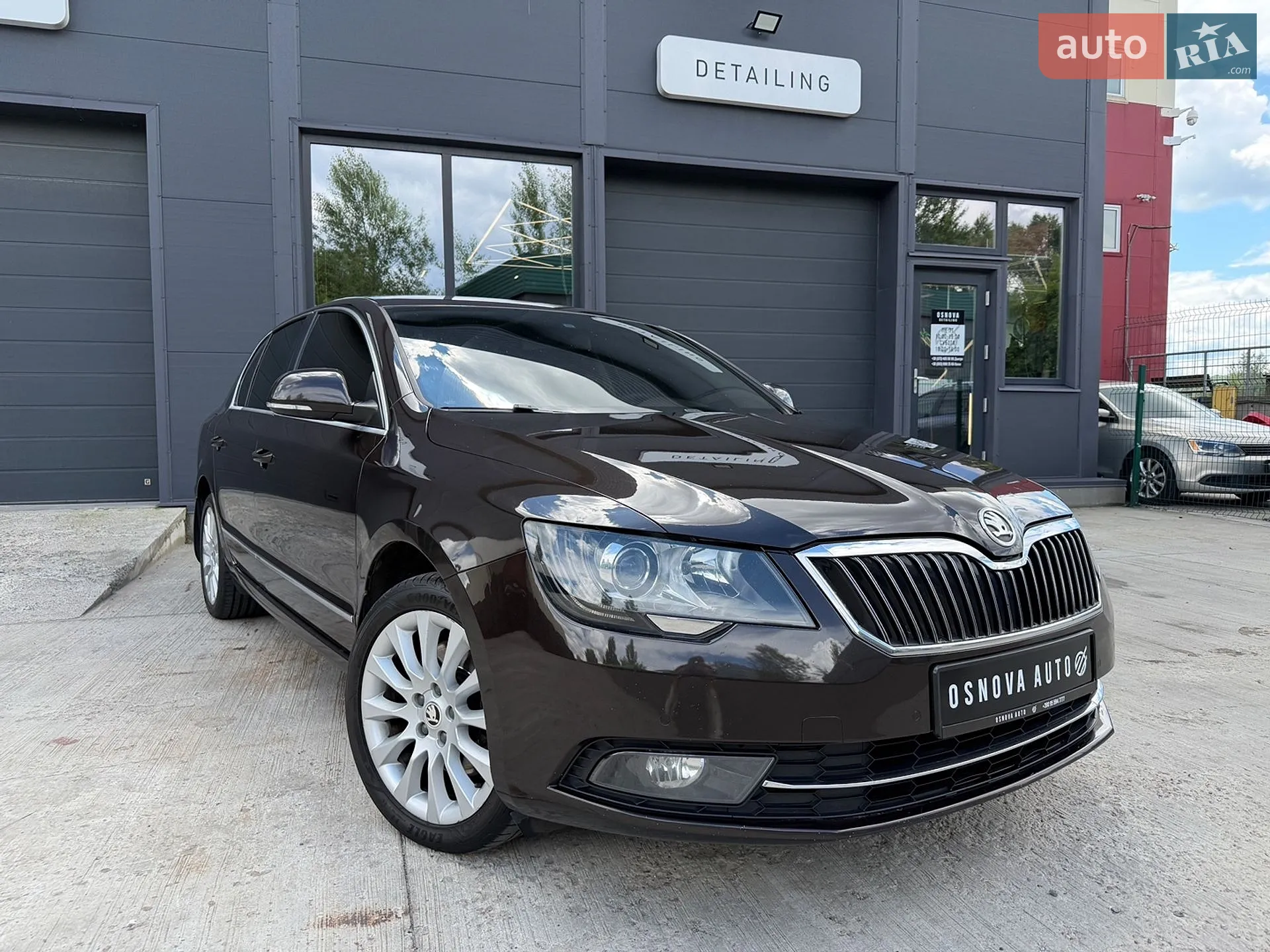 2013 Skoda Superb - мініатюра 2