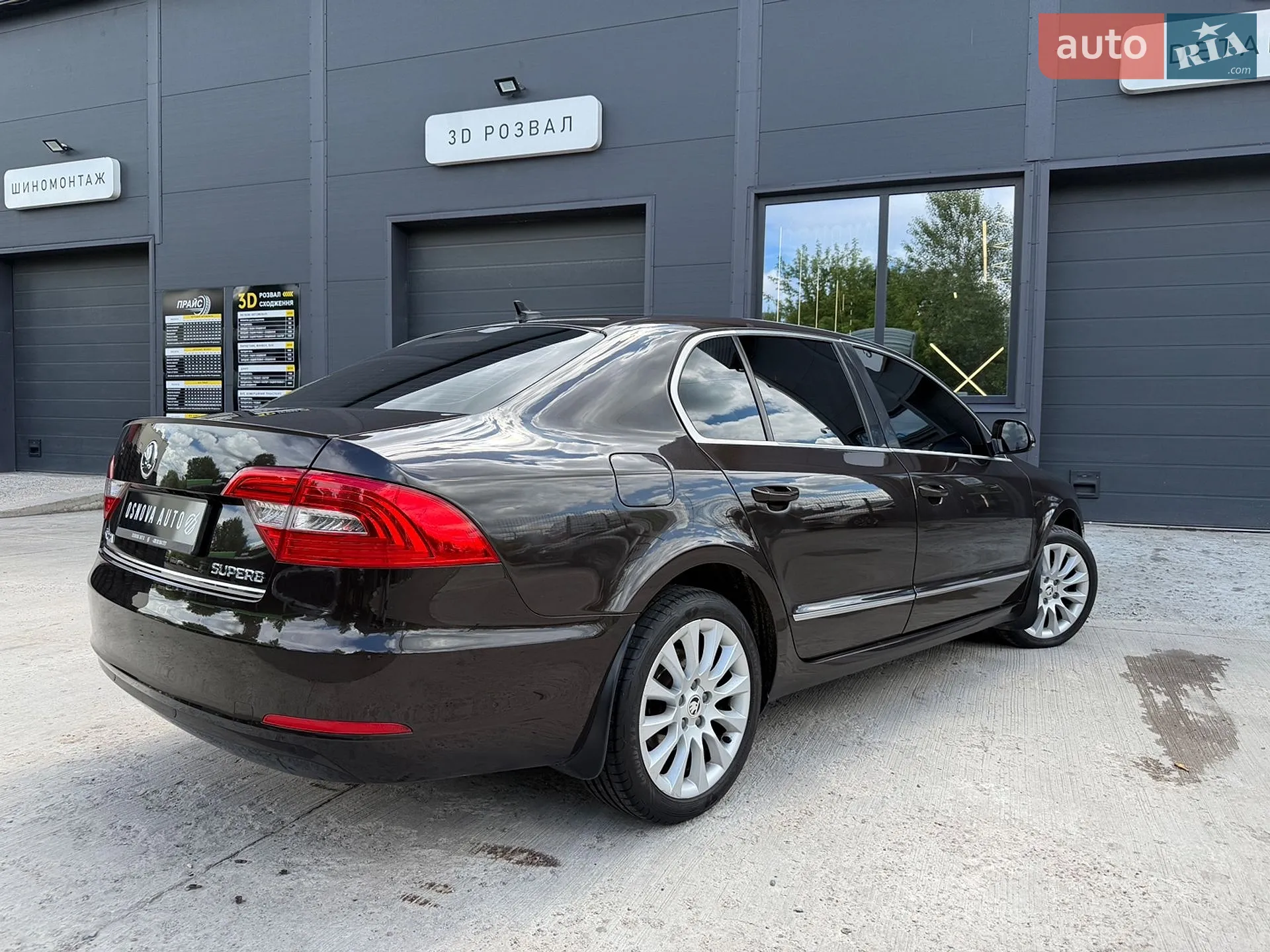 2013 Skoda Superb - мініатюра 12