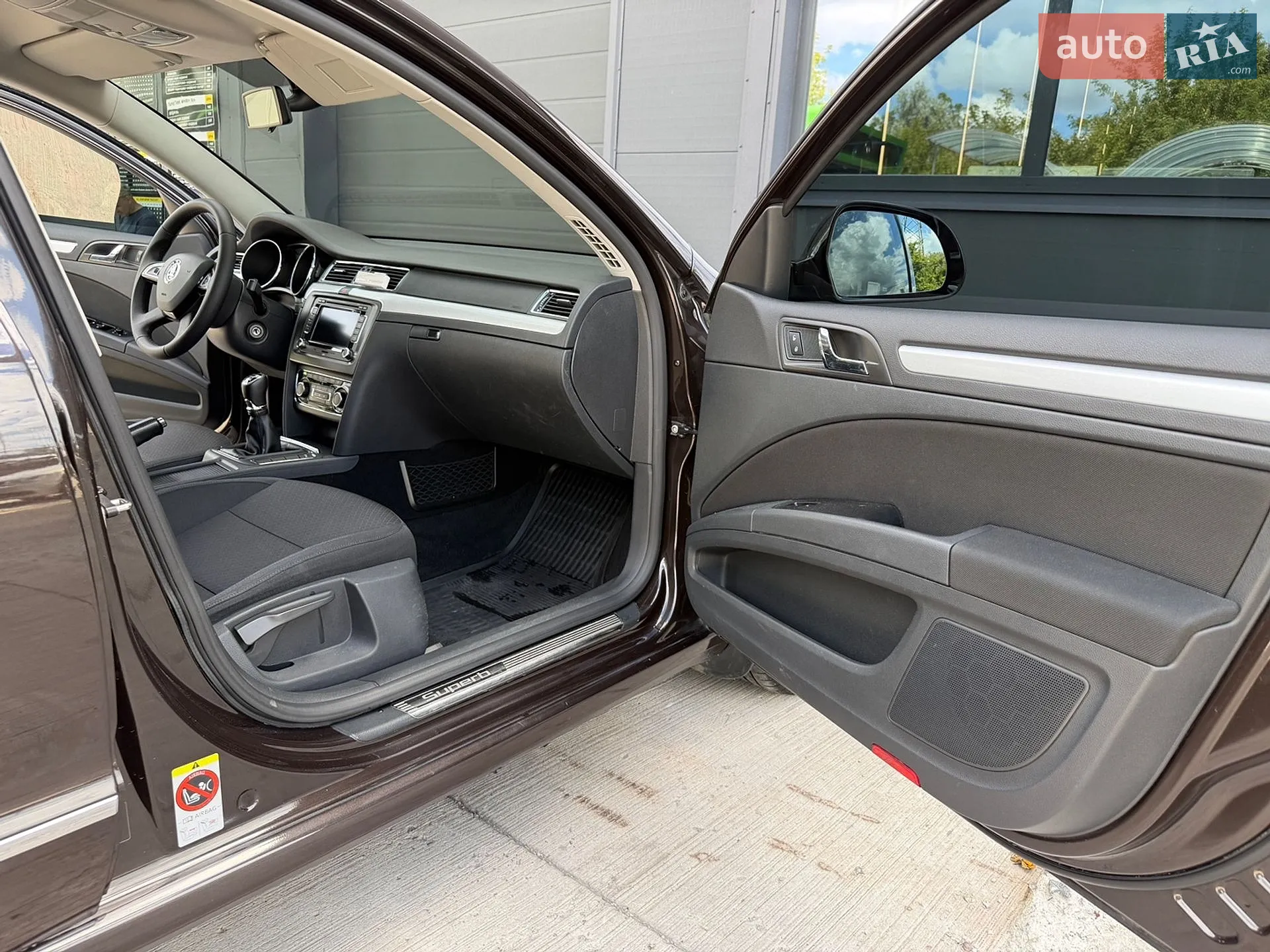 2013 Skoda Superb - мініатюра 28
