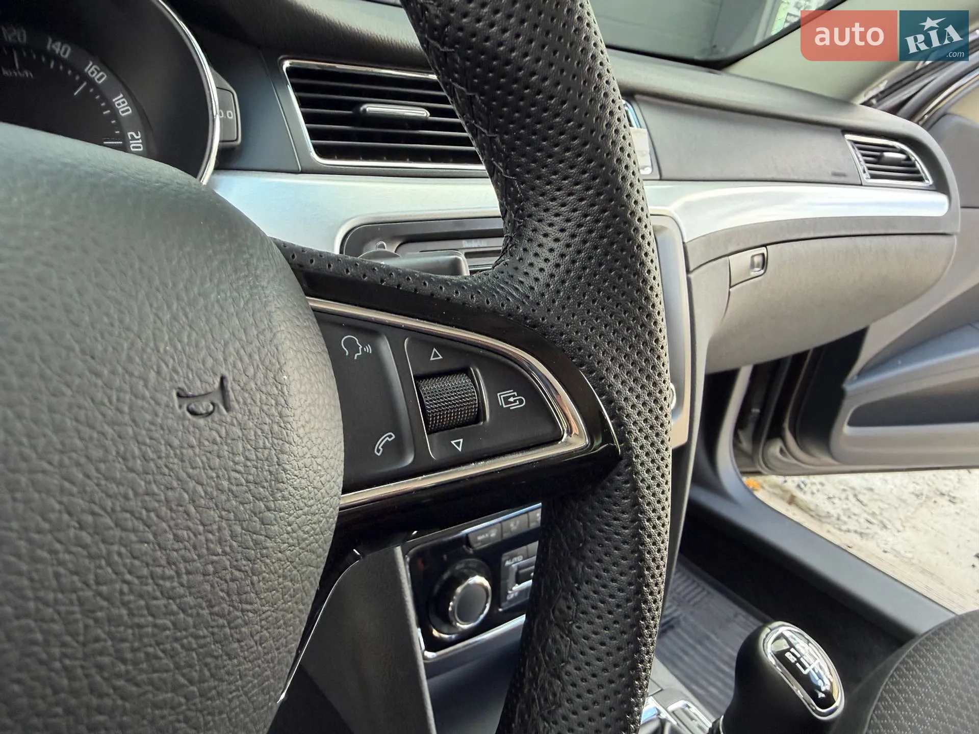 2013 Skoda Superb - мініатюра 36