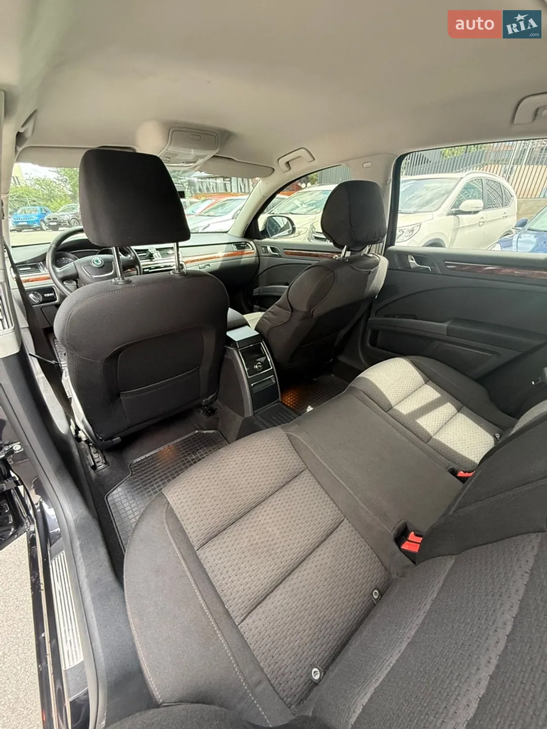2012 Skoda Superb - мініатюра 21