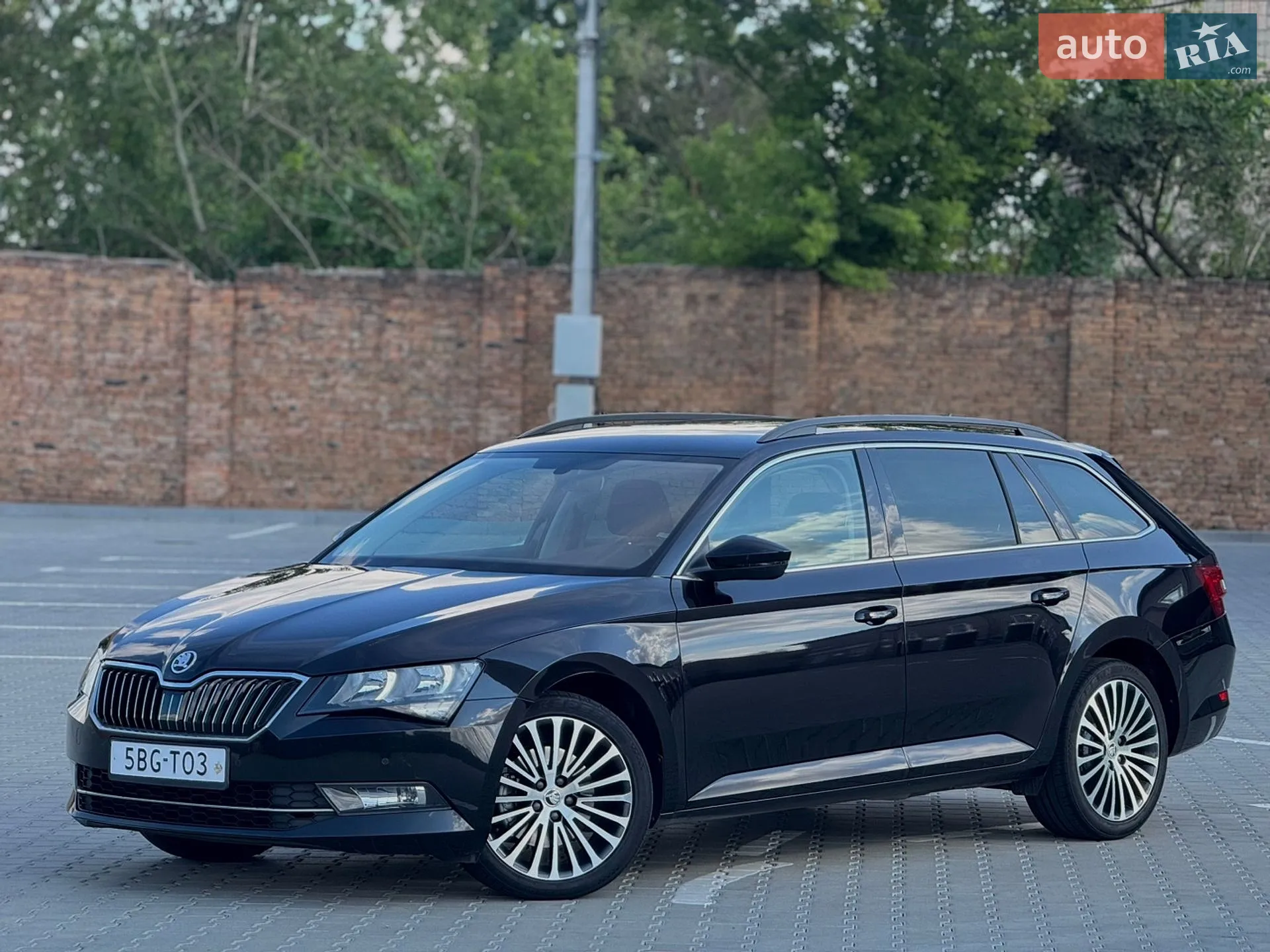 2016 Skoda Superb - мініатюра 22