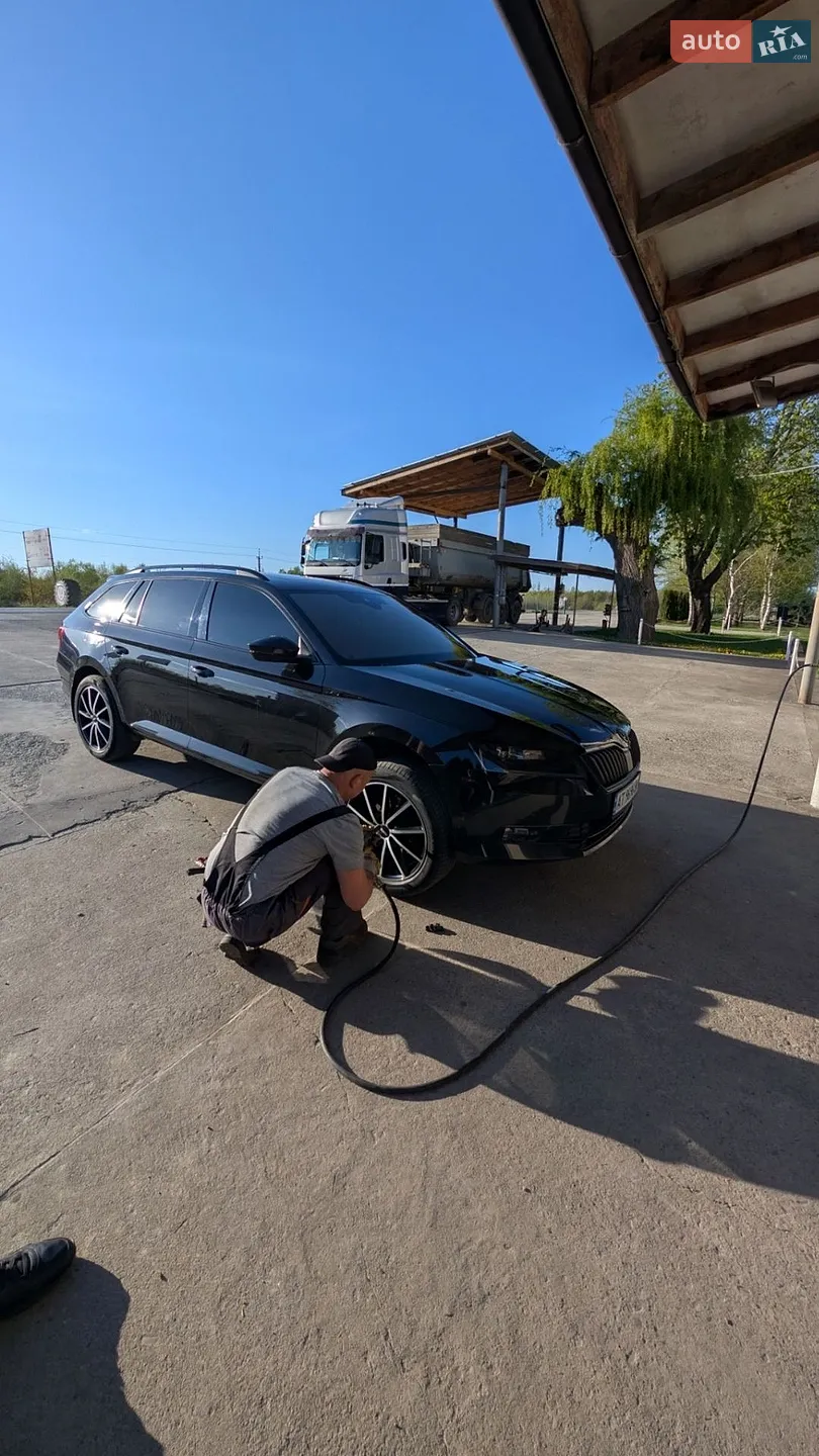 2019 Skoda Superb - мініатюра 6