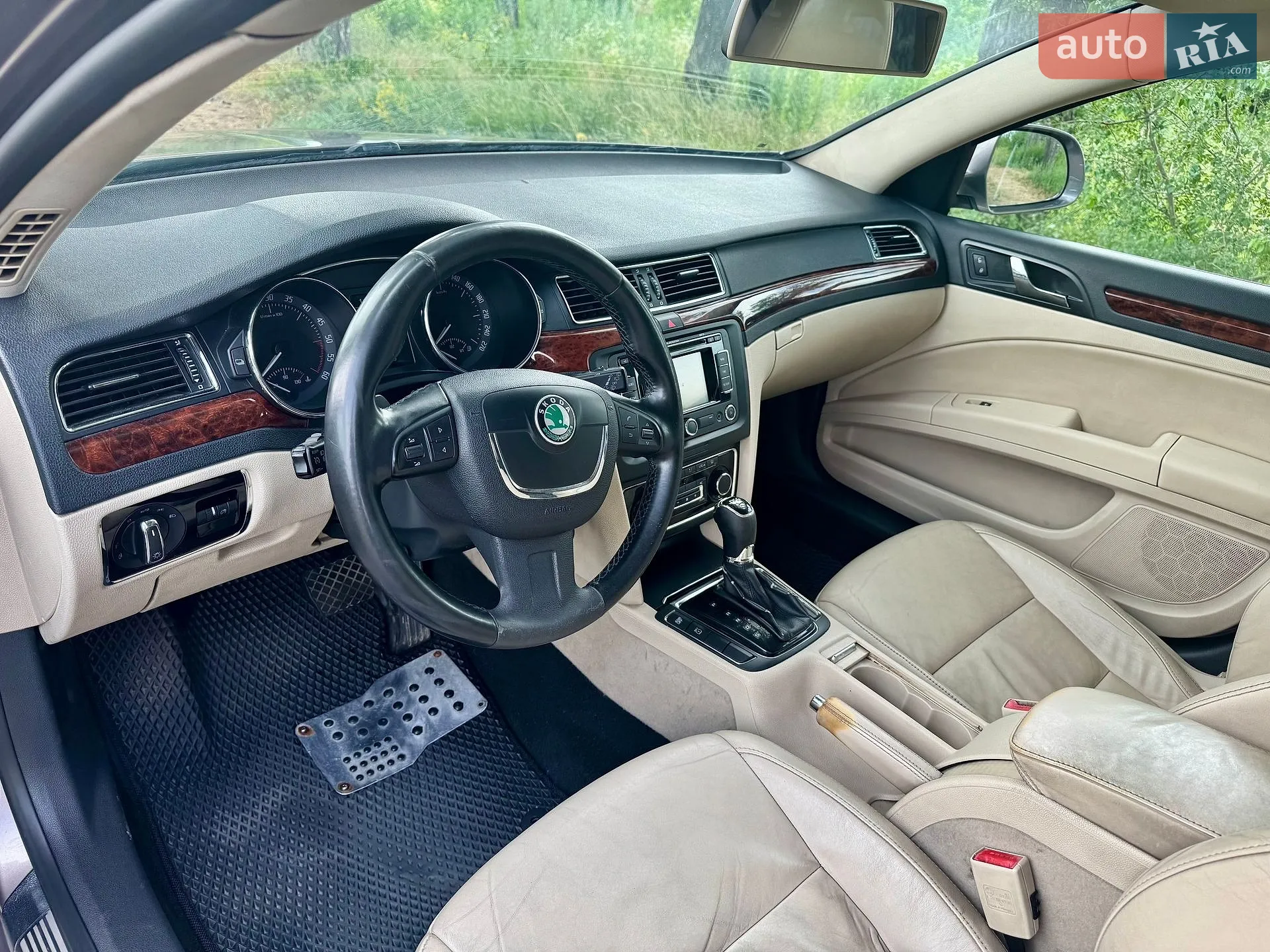 2012 Skoda Superb - мініатюра 8