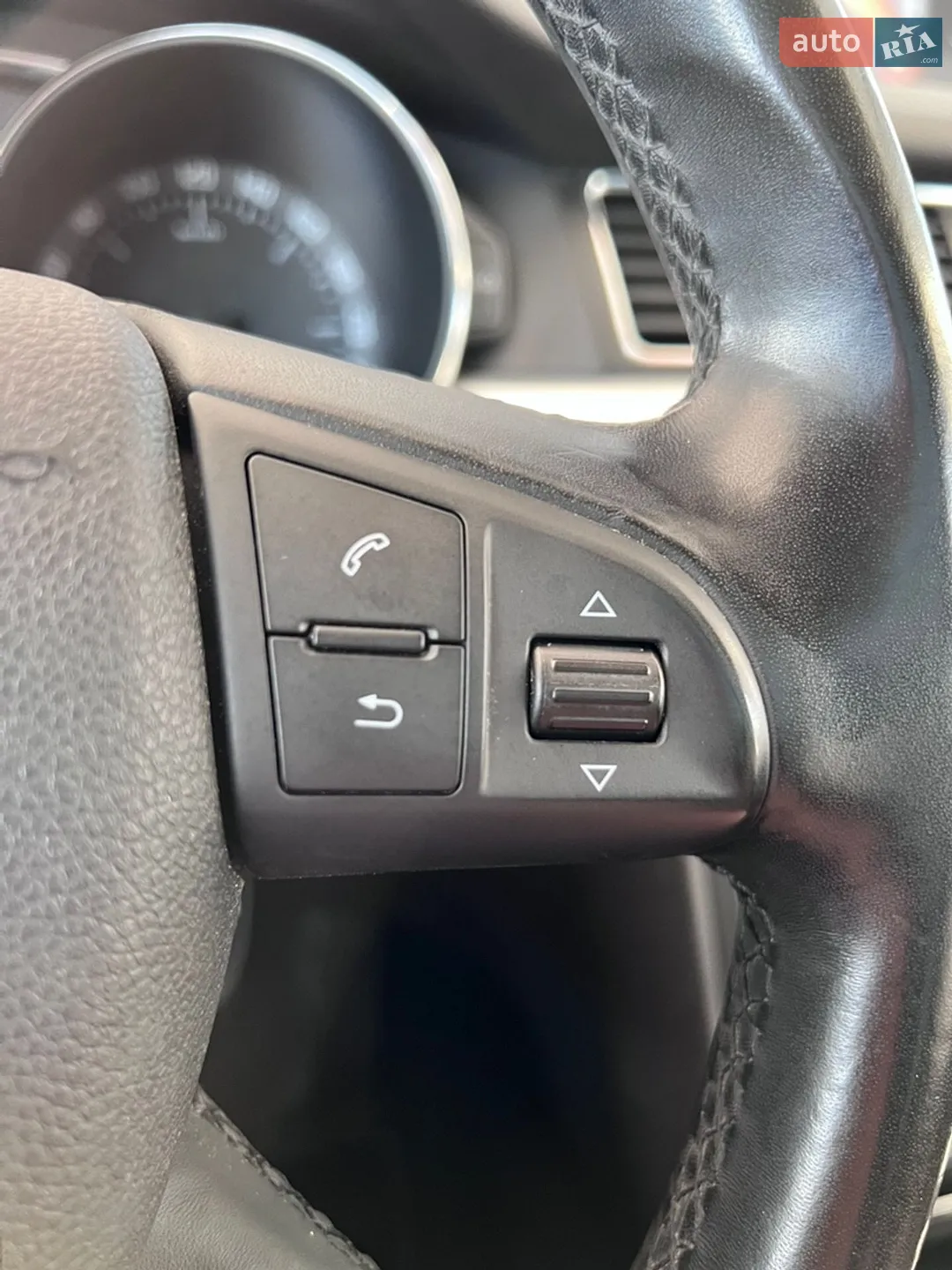 2011 Skoda Superb - мініатюра 90