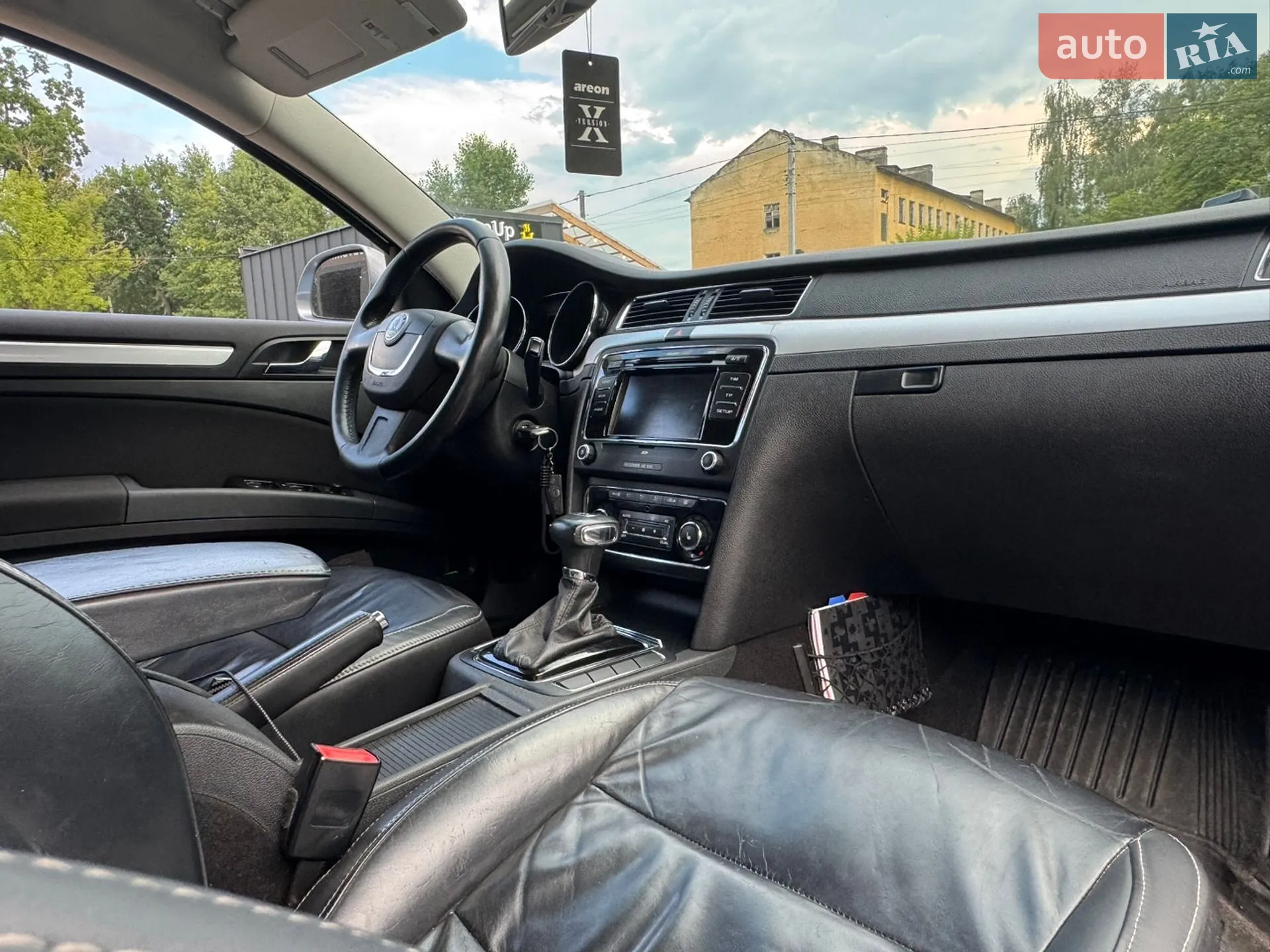 2011 Skoda Superb - мініатюра 26