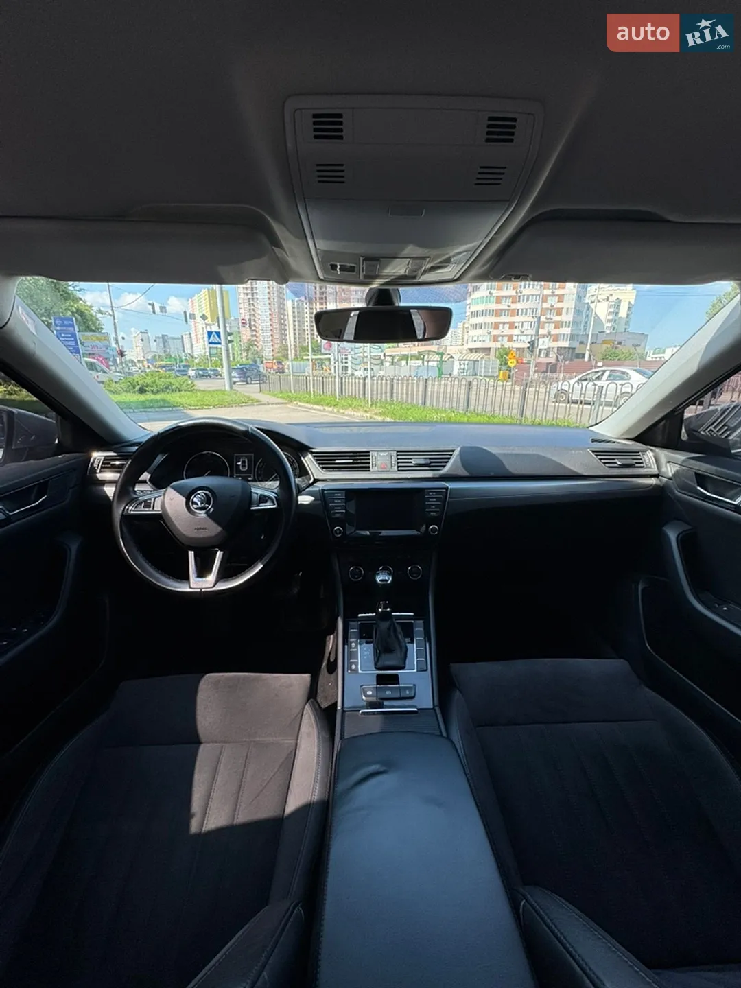 2016 Skoda Superb - мініатюра 8