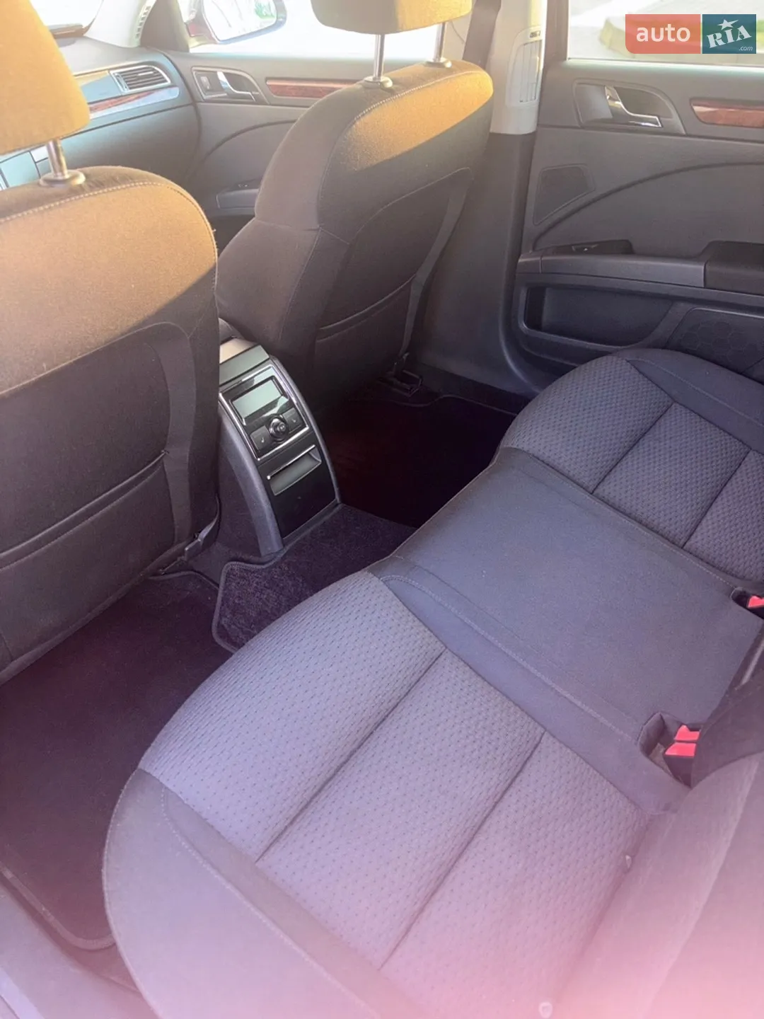 2011 Skoda Superb - мініатюра 8