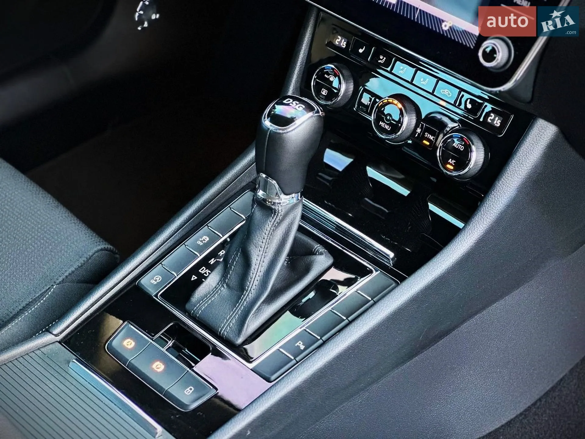 2019 Skoda Superb - мініатюра 32