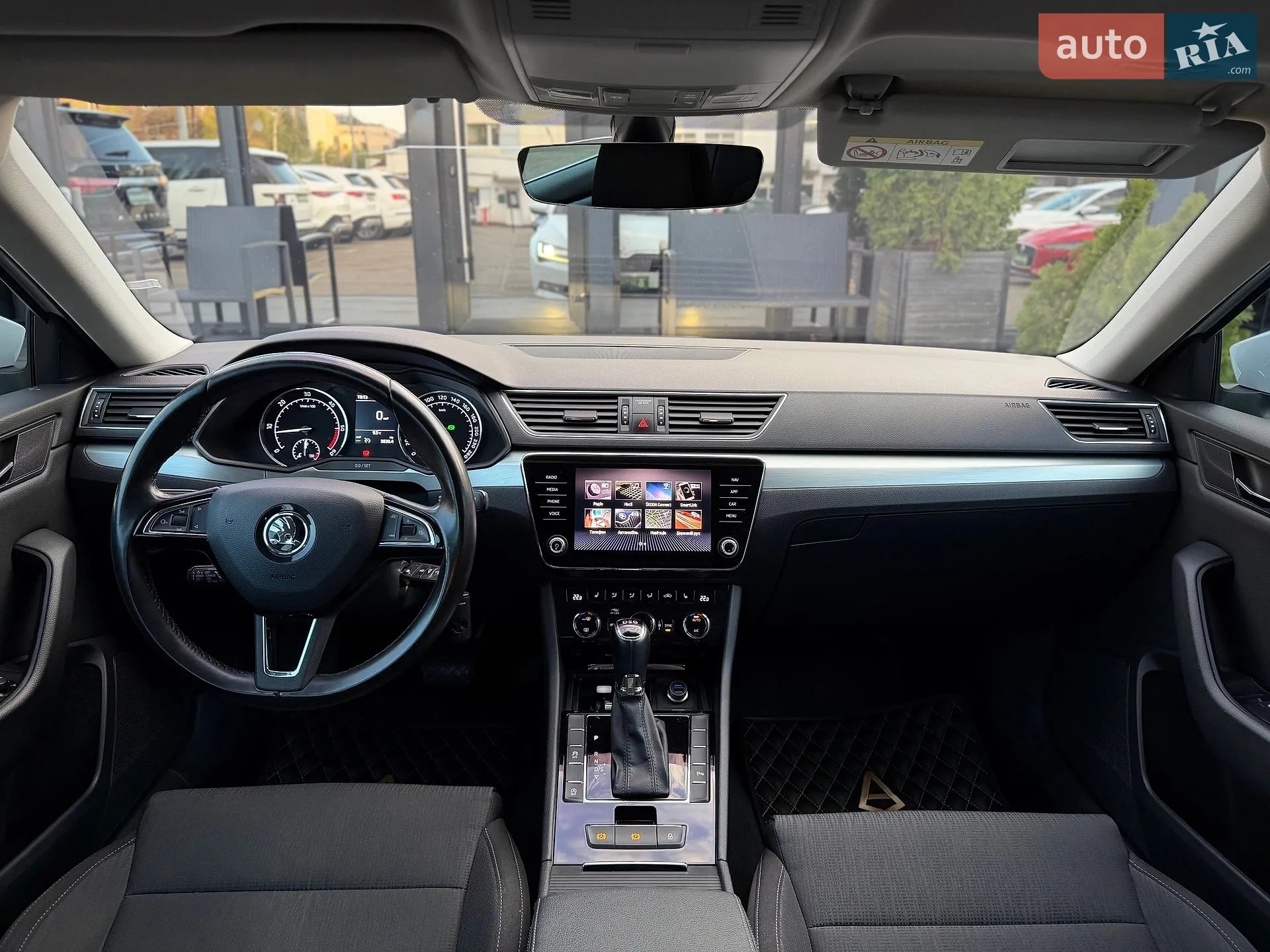 2019 Skoda Superb - мініатюра 23