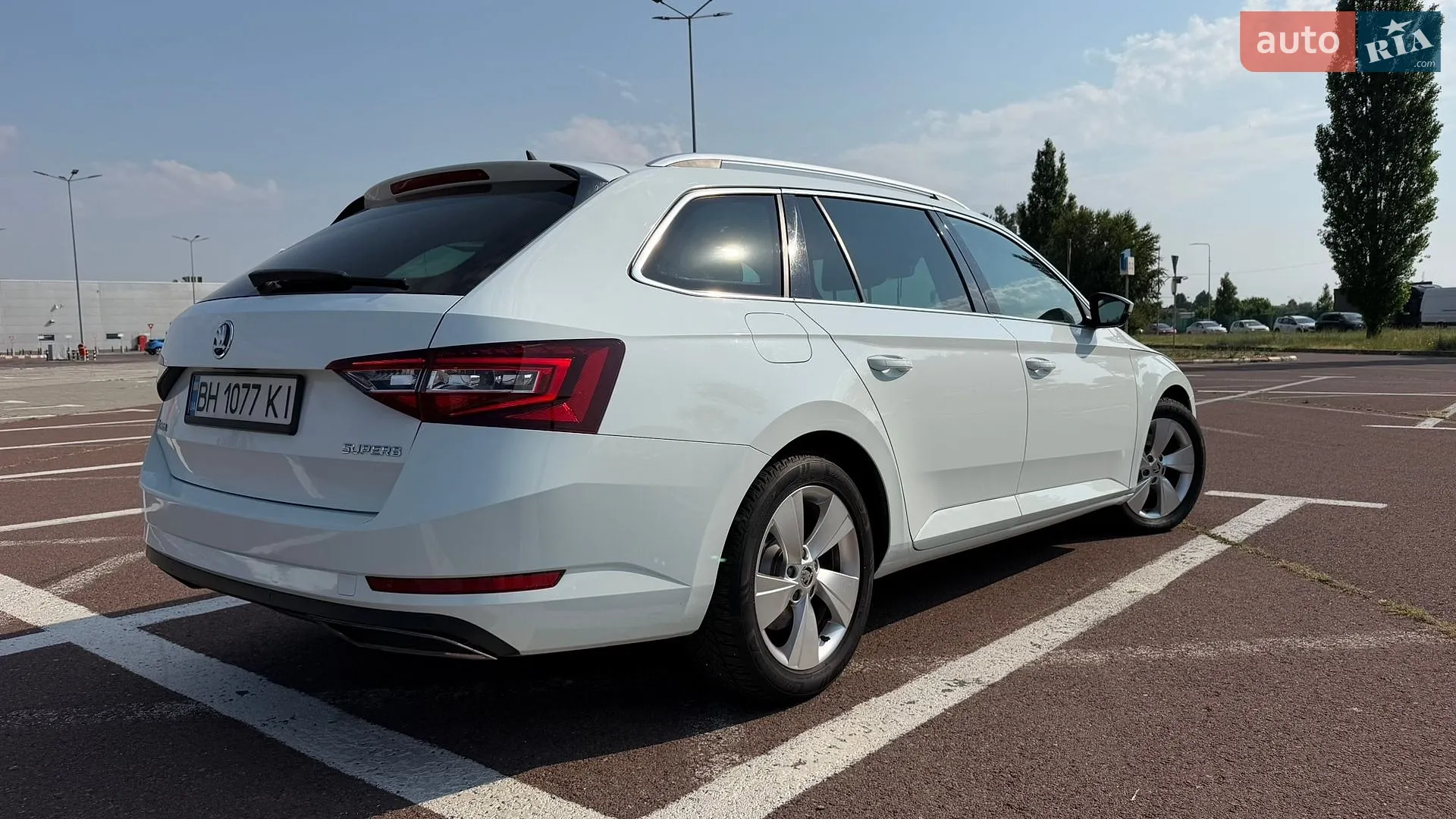 2016 Skoda Superb - мініатюра 4