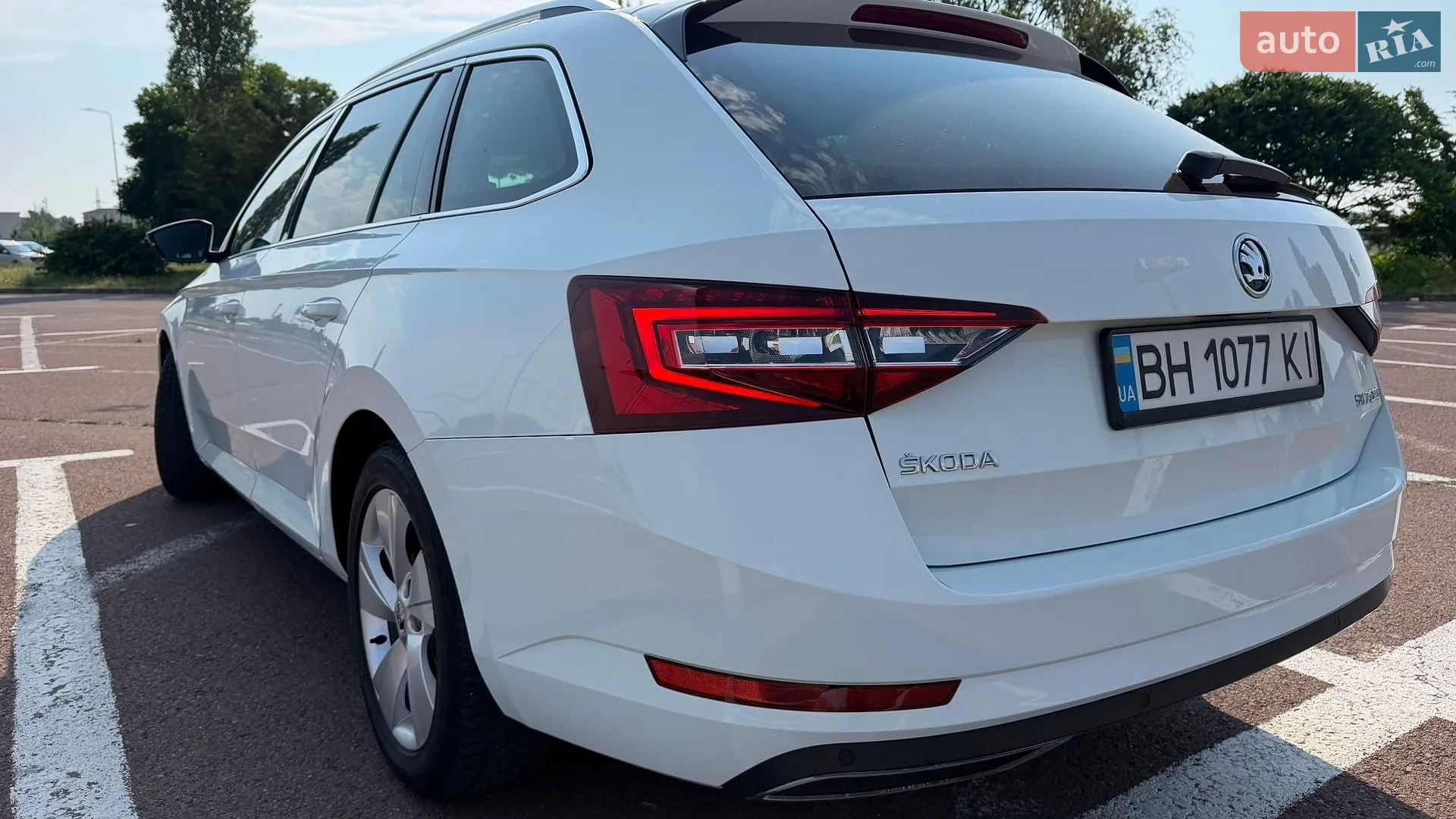 2016 Skoda Superb - мініатюра 9