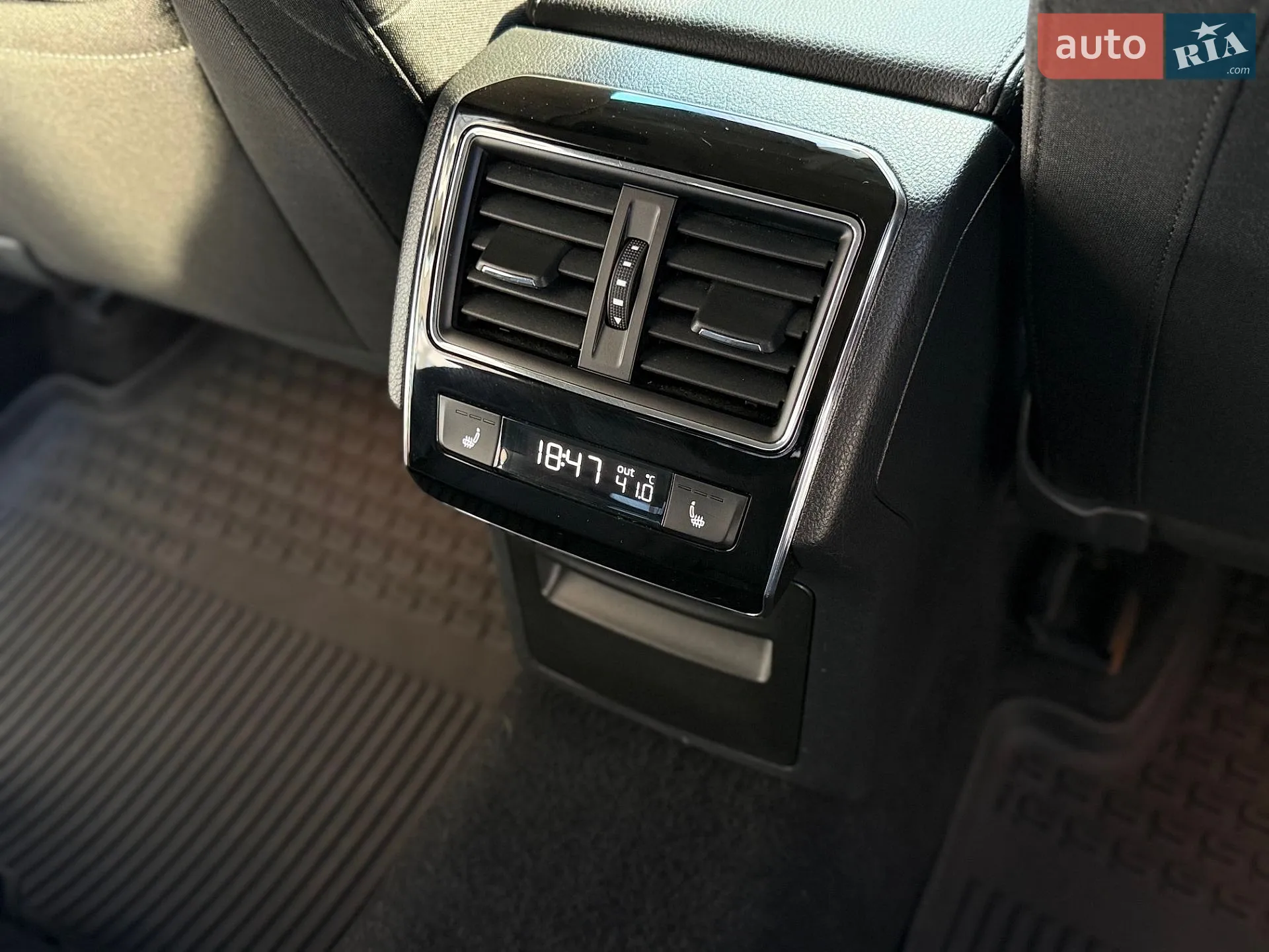 2019 Skoda Superb - мініатюра 50