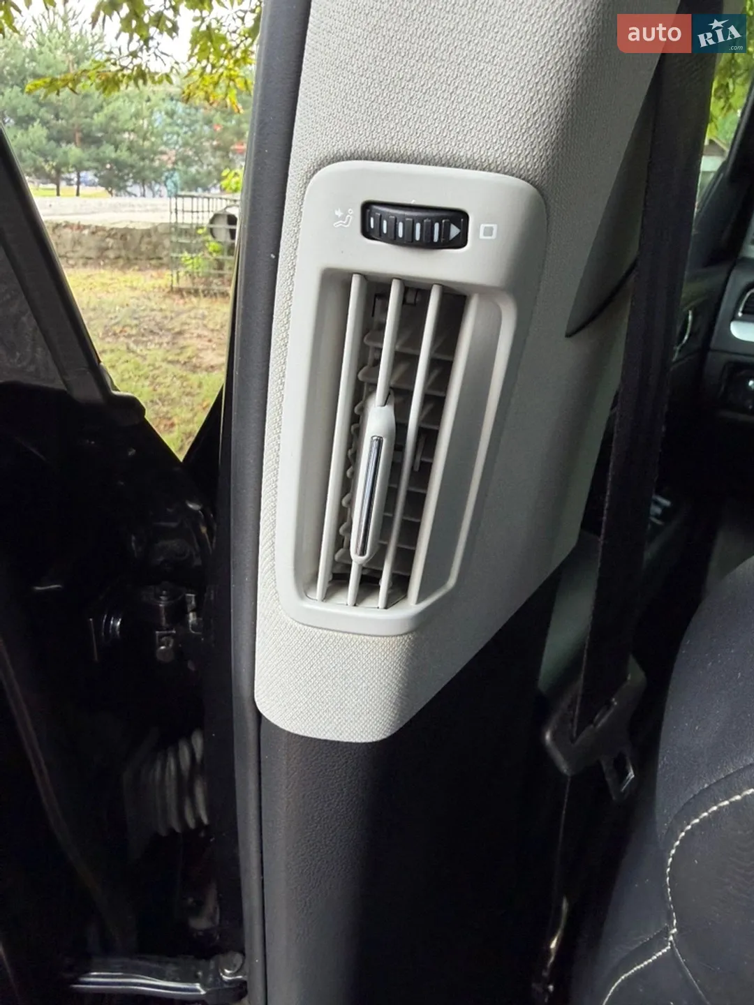 2011 Skoda Superb - мініатюра 79