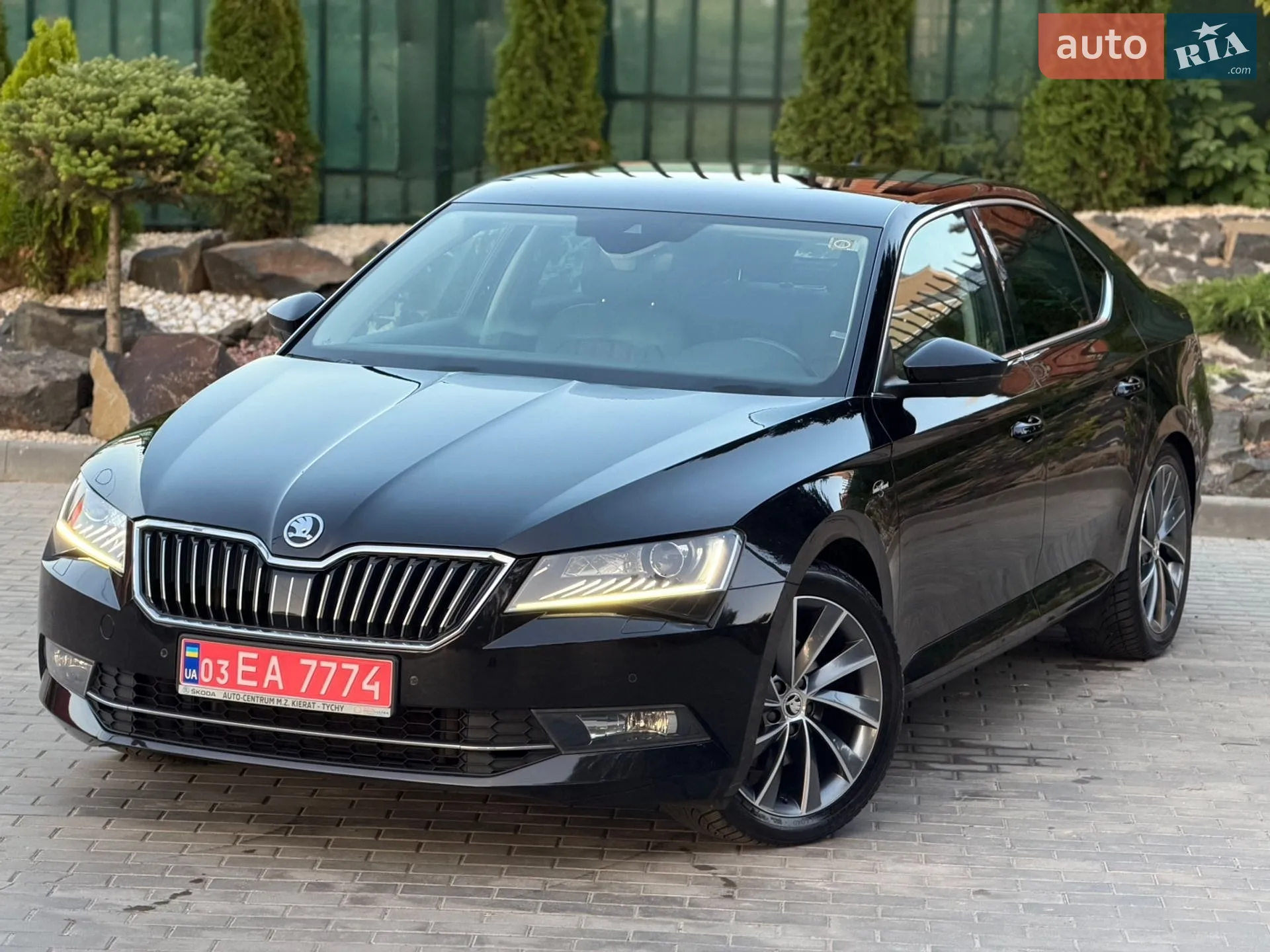 2017 Skoda Superb - мініатюра 4