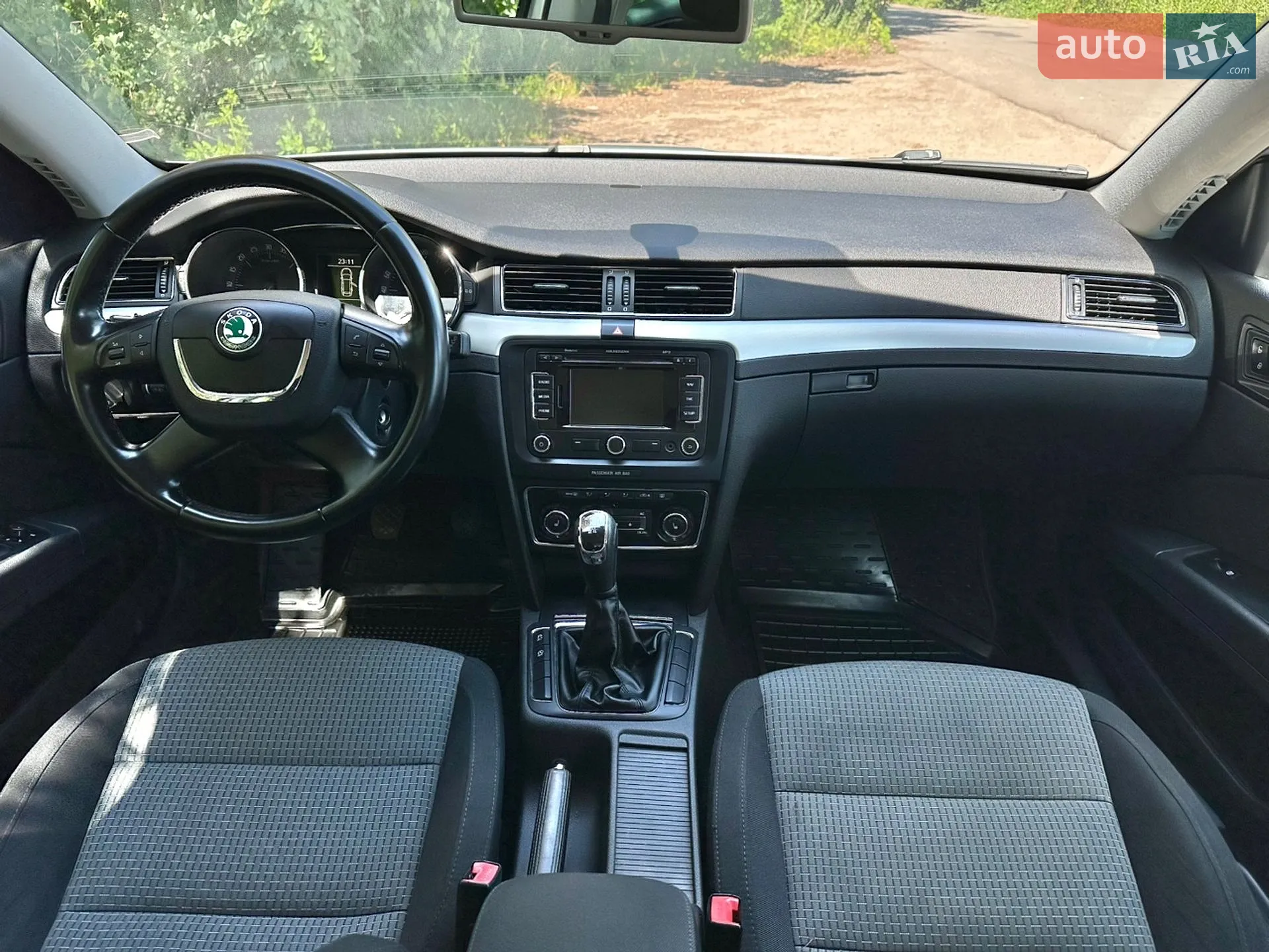 2011 Skoda Superb - мініатюра 13