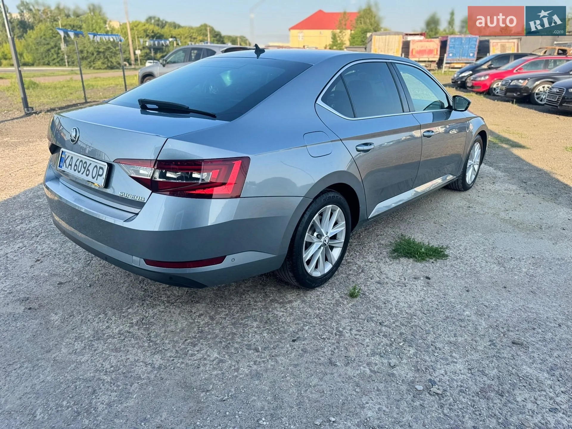 2016 Skoda Superb - мініатюра 3