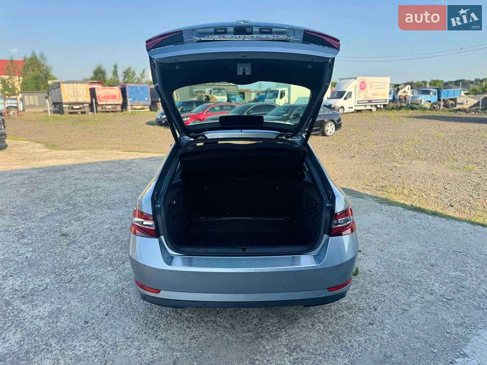 2016 Skoda Superb - мініатюра 7