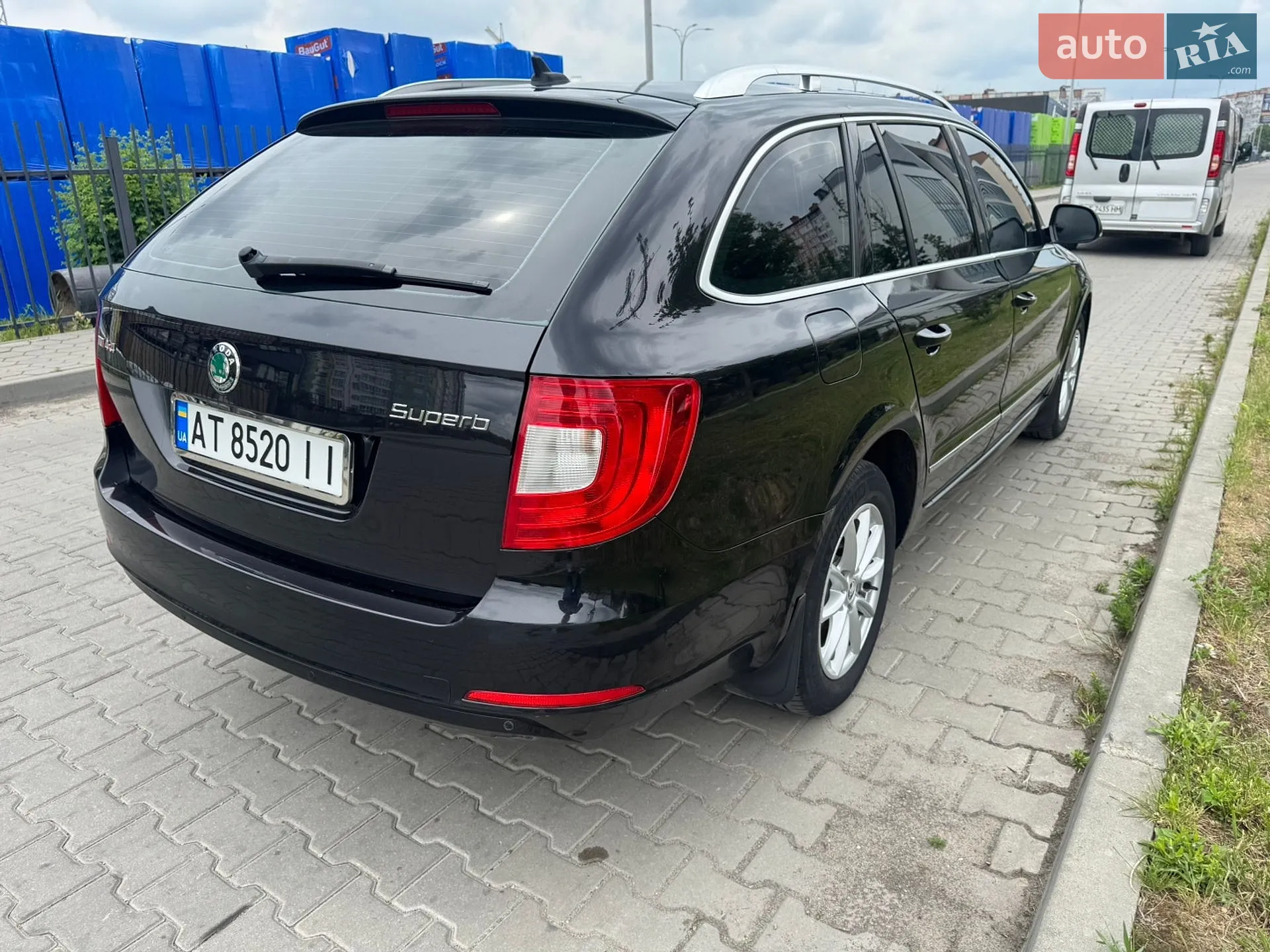 2011 Skoda Superb - мініатюра 4