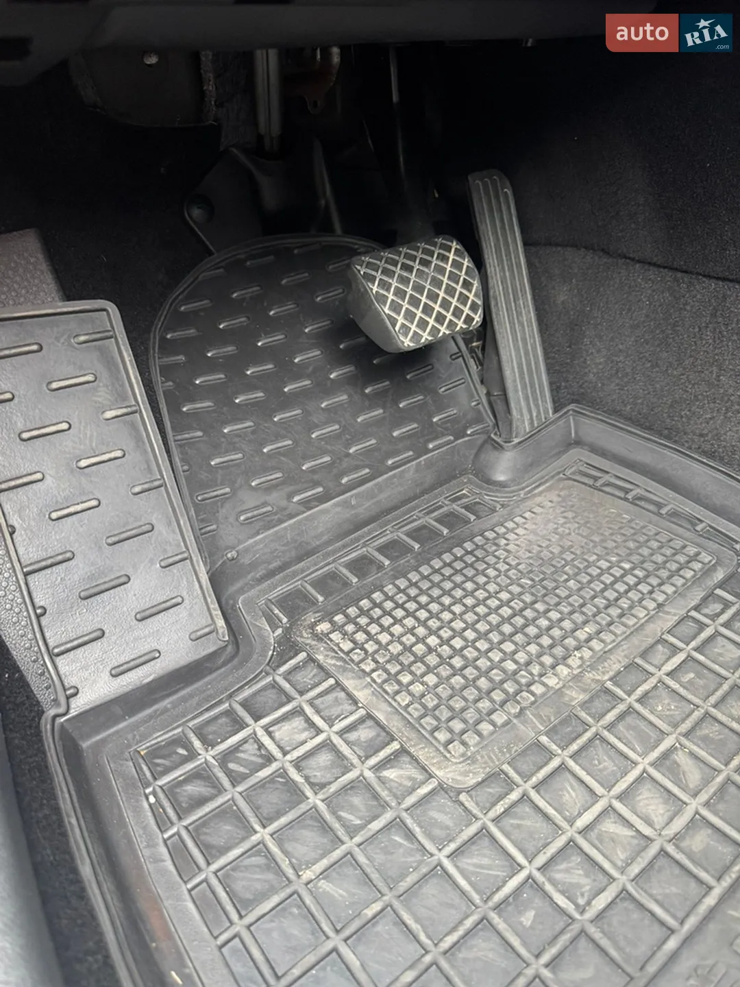 2011 Skoda Superb - мініатюра 22