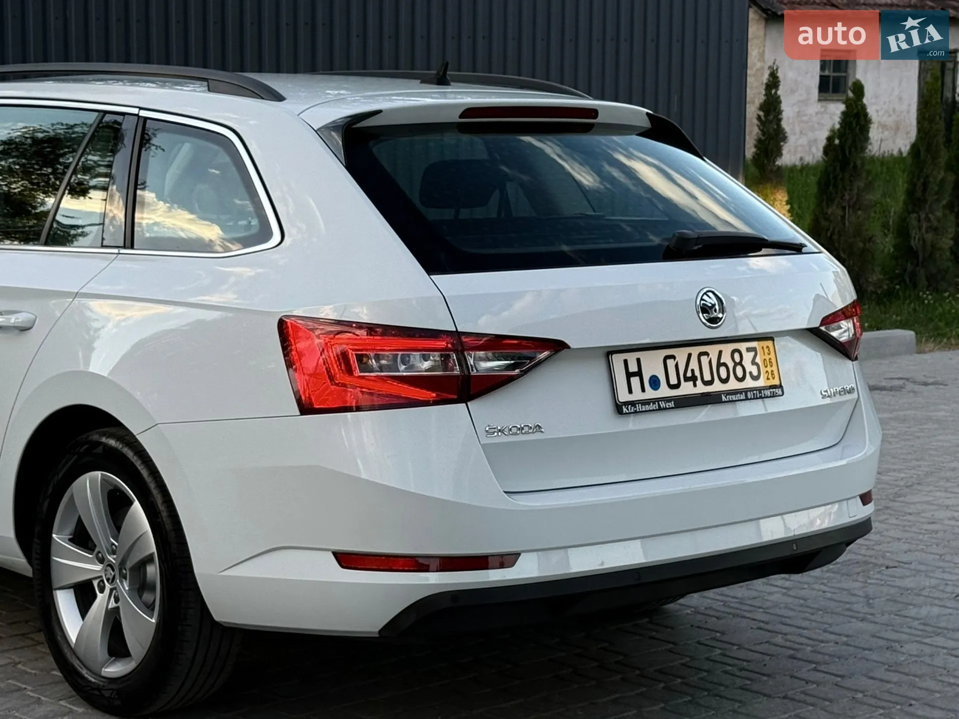 2017 Skoda Superb - мініатюра 37
