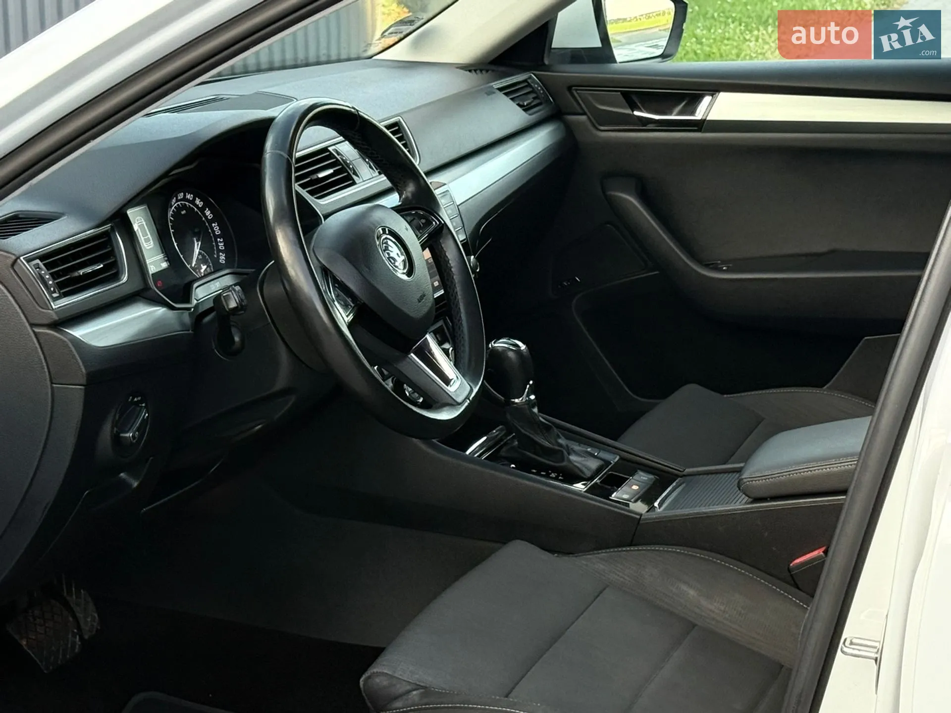 2017 Skoda Superb - мініатюра 46