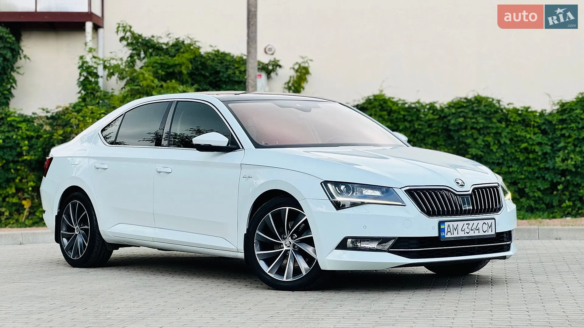 2016 Skoda Superb - мініатюра 13