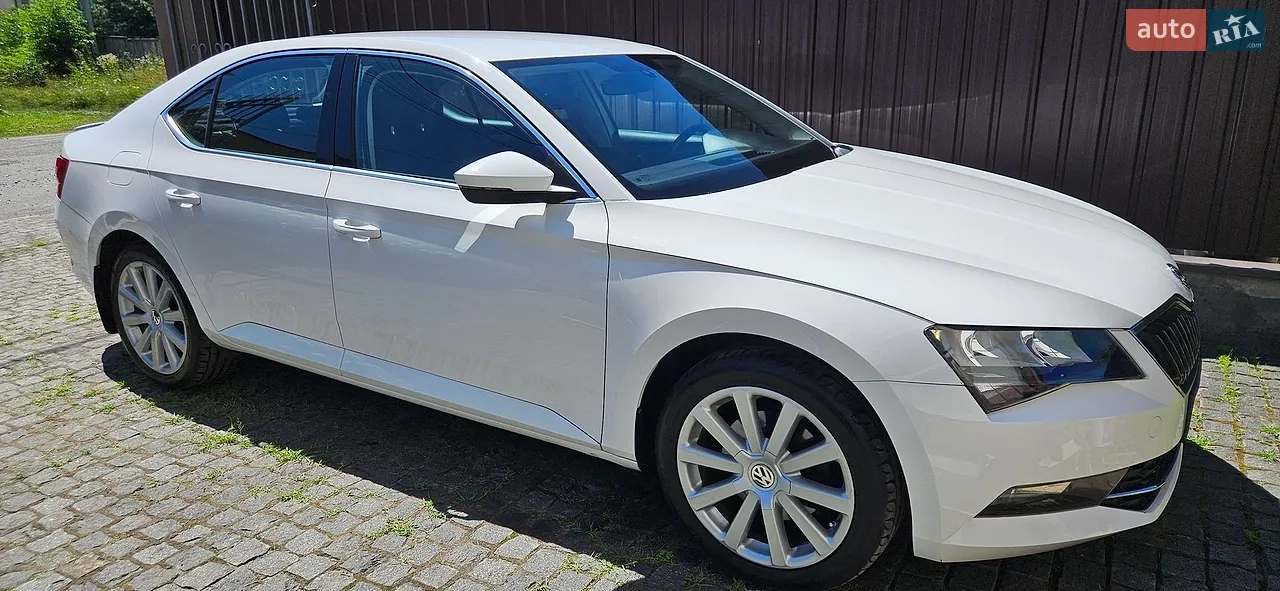 2016 Skoda Superb - мініатюра 13