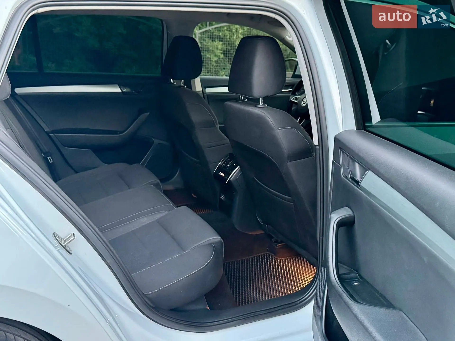 2017 Skoda Superb - мініатюра 26