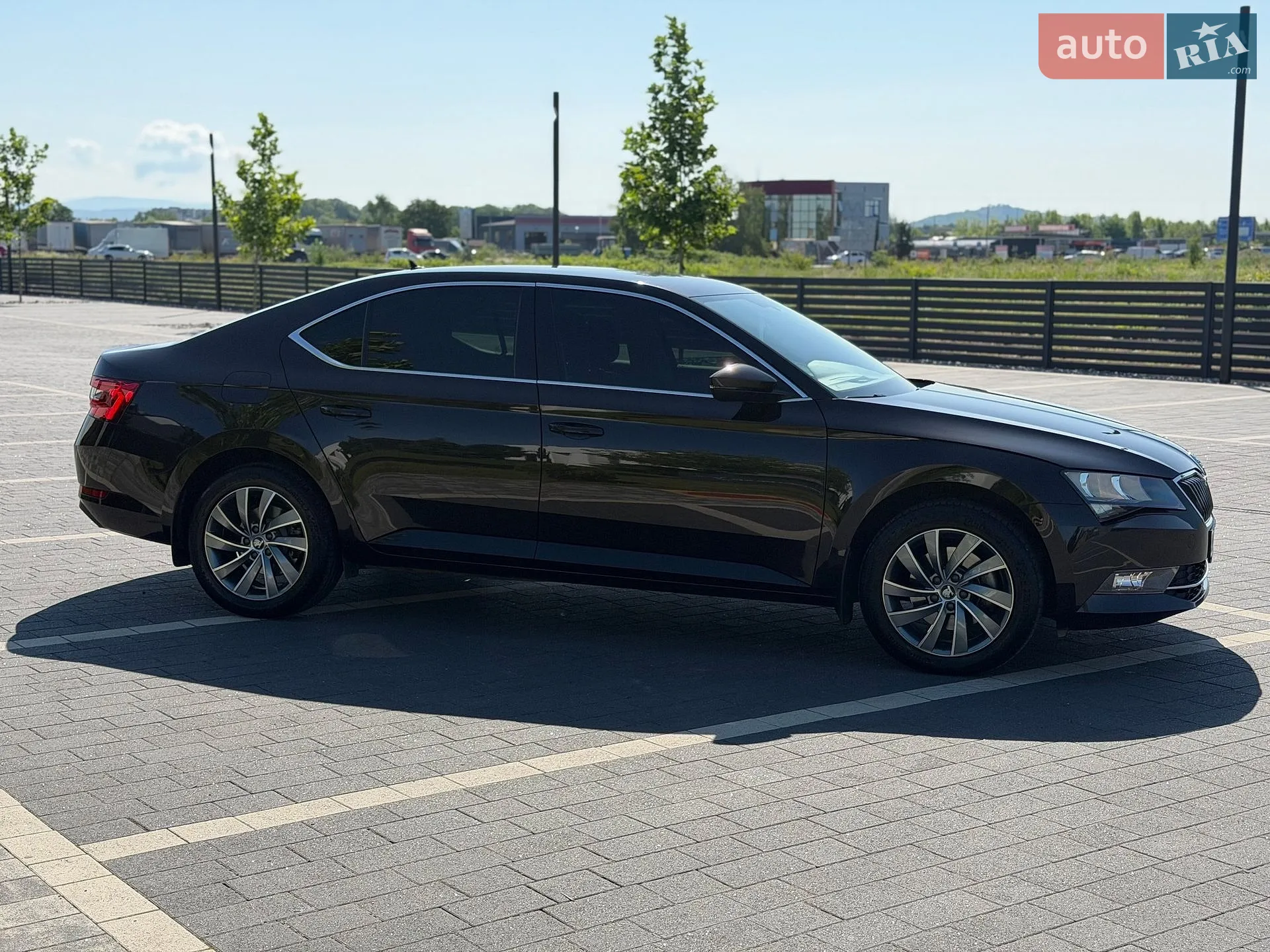 2017 Skoda Superb - мініатюра 9