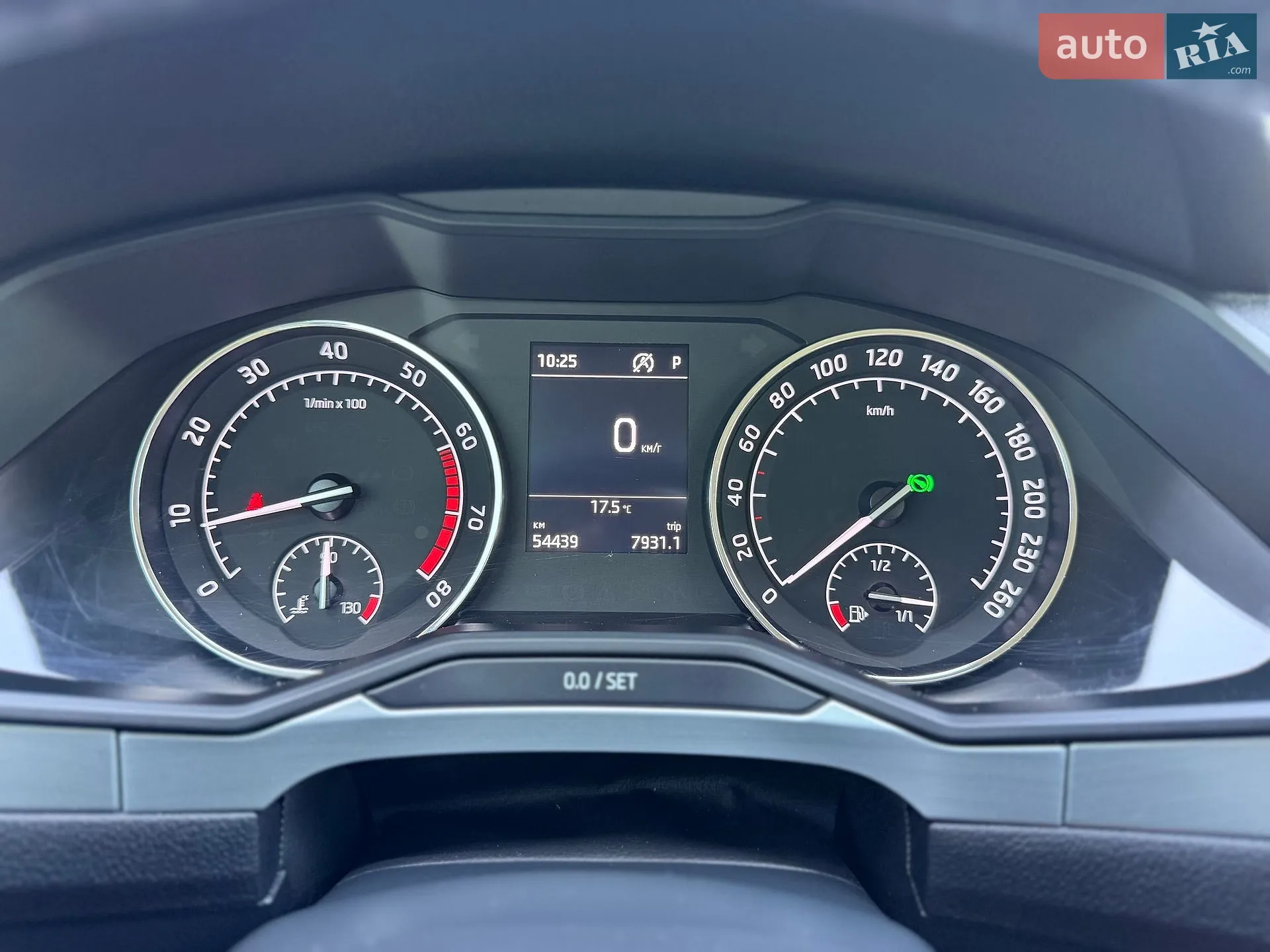 2017 Skoda Superb - мініатюра 24