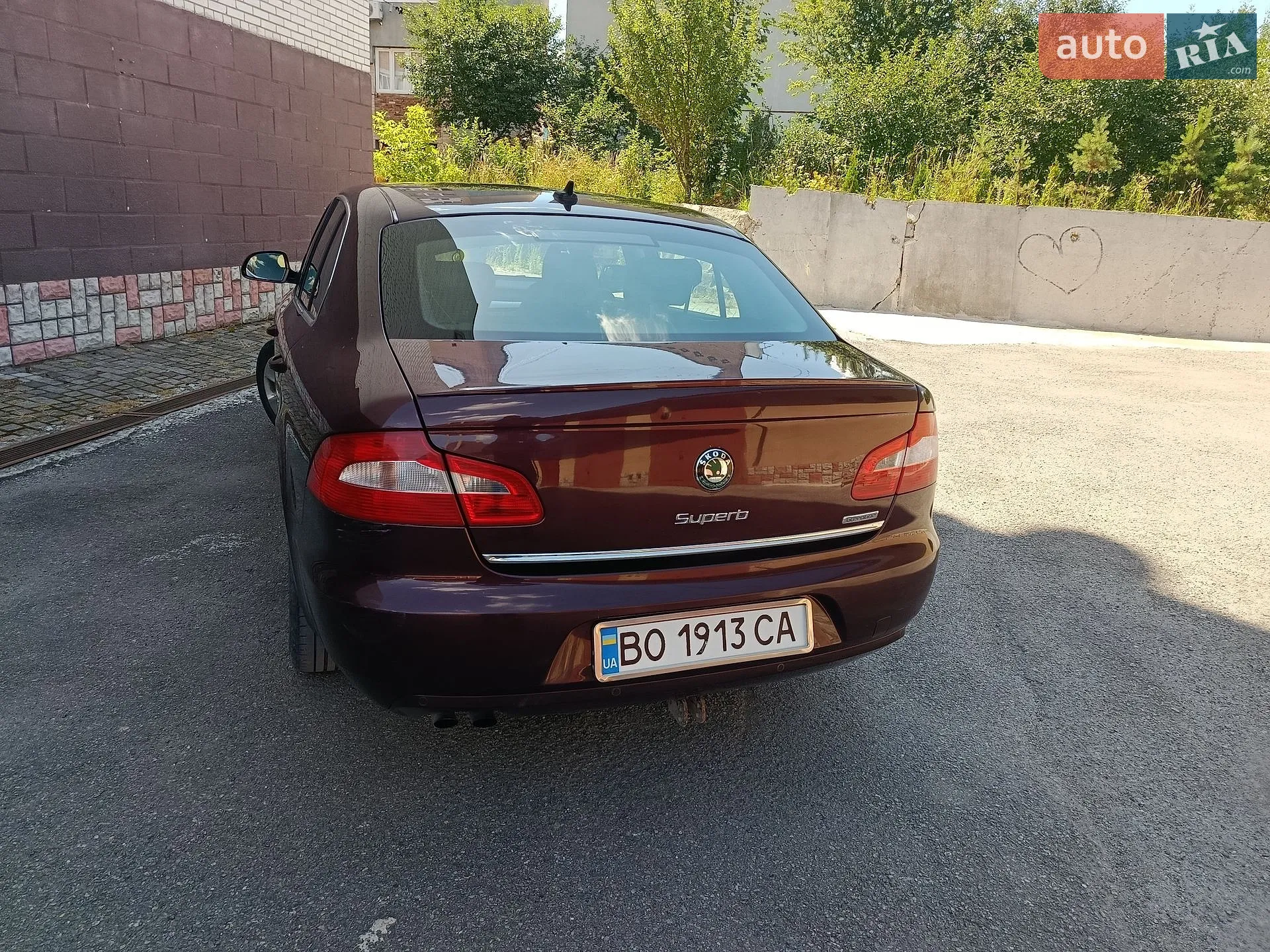 2011 Skoda Superb - мініатюра 2