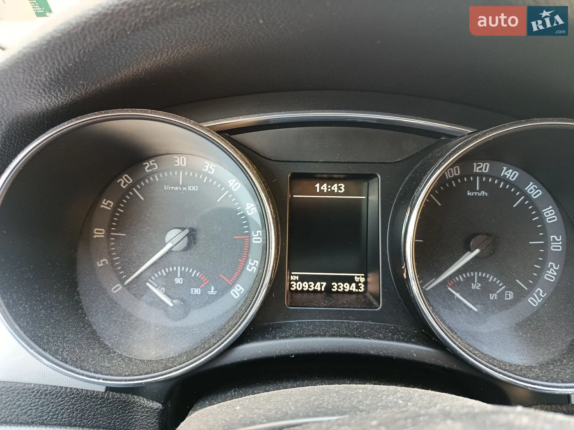 2011 Skoda Superb - мініатюра 5