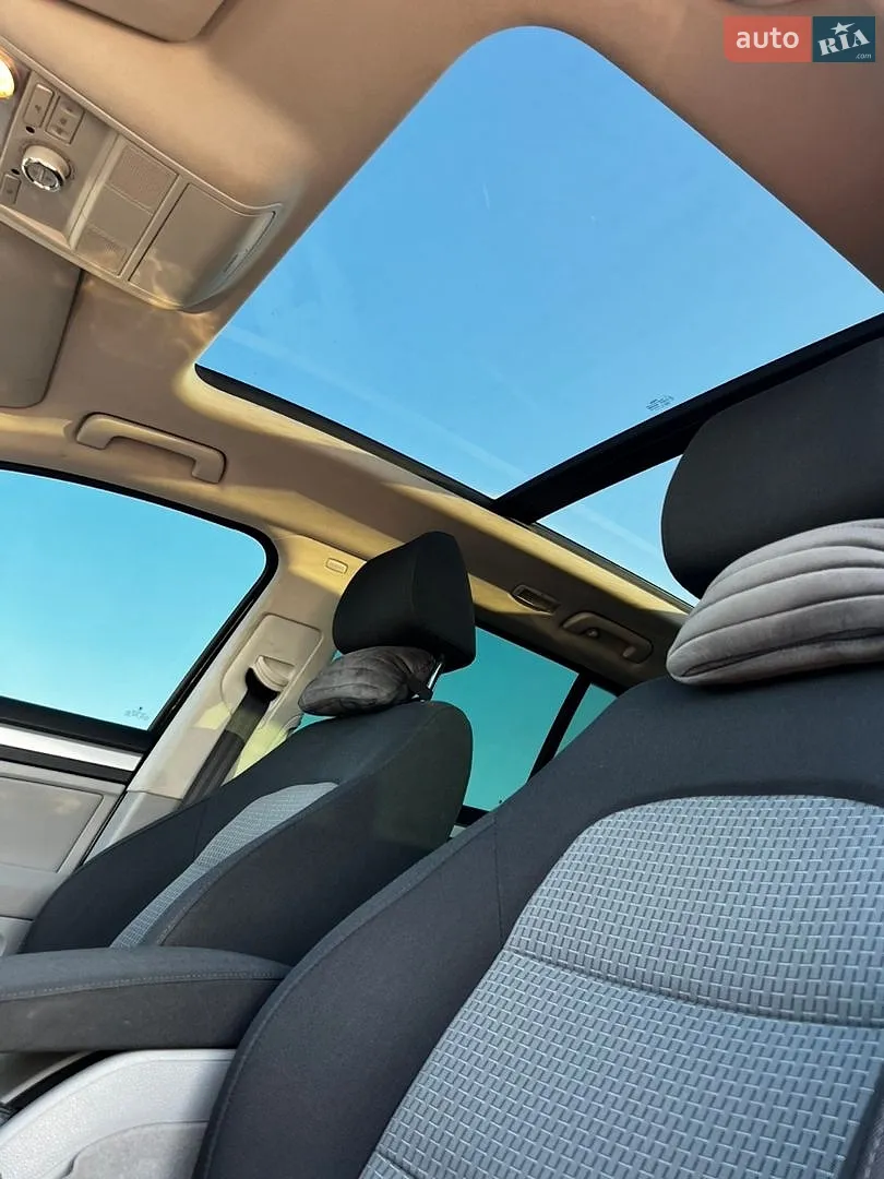 2010 Skoda Superb - мініатюра 23