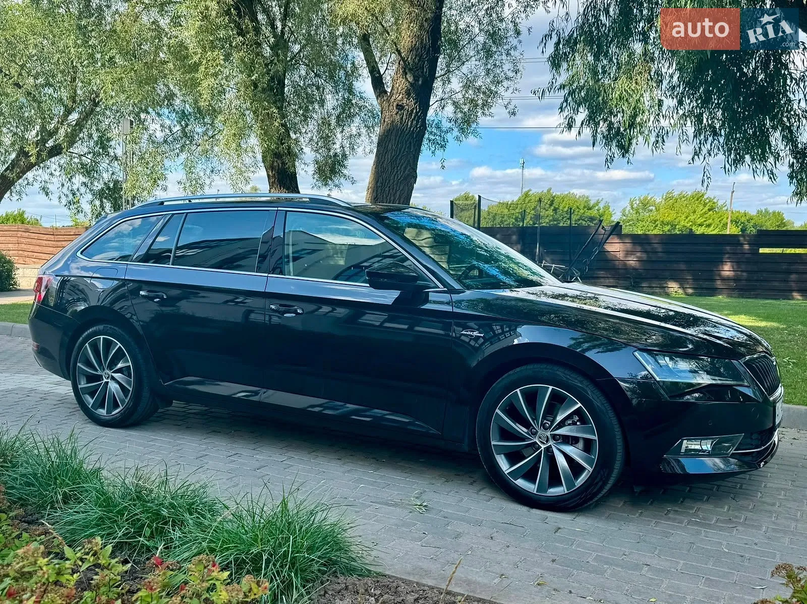 2019 Skoda Superb - мініатюра 5