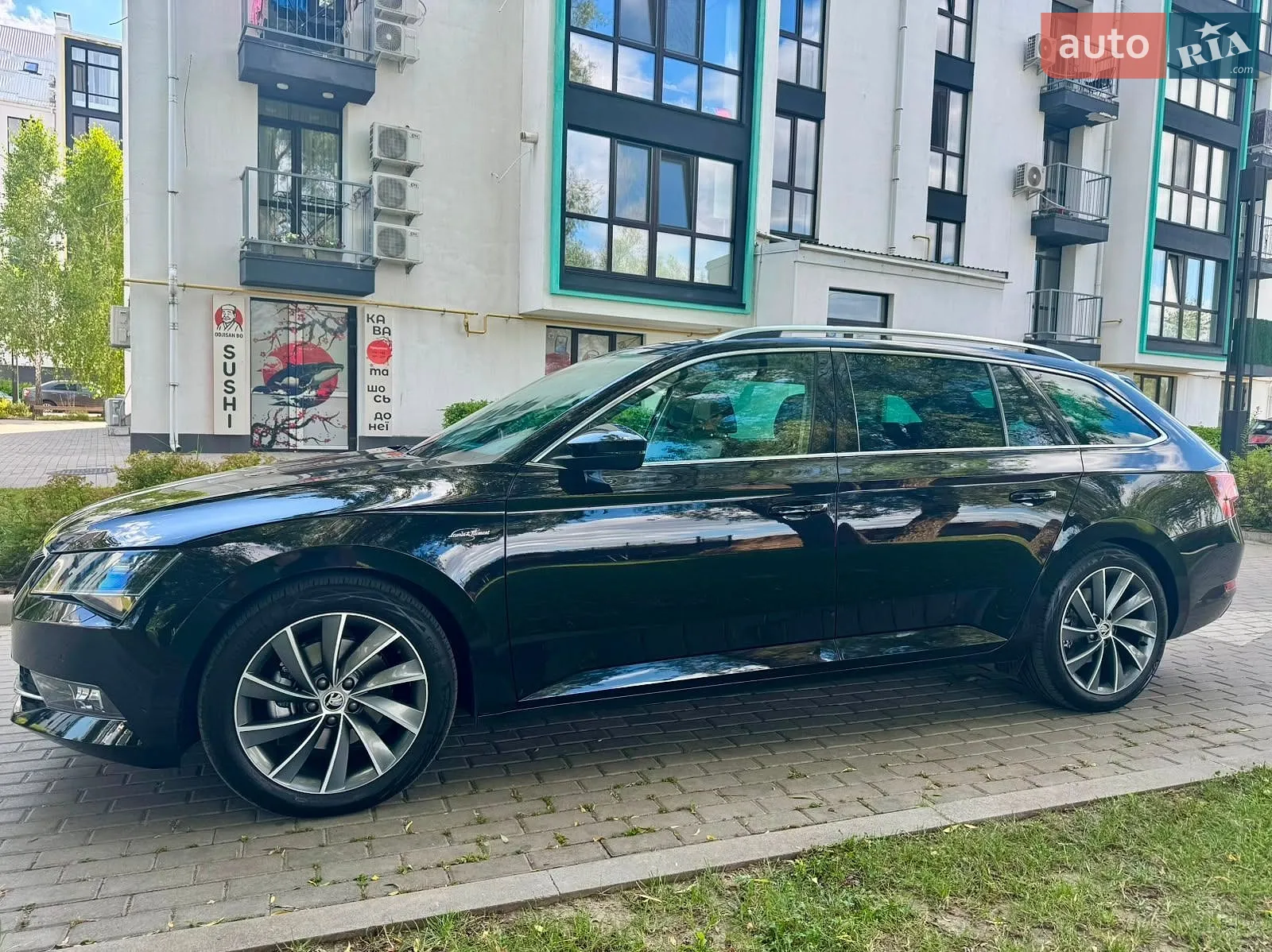 2019 Skoda Superb - мініатюра 8