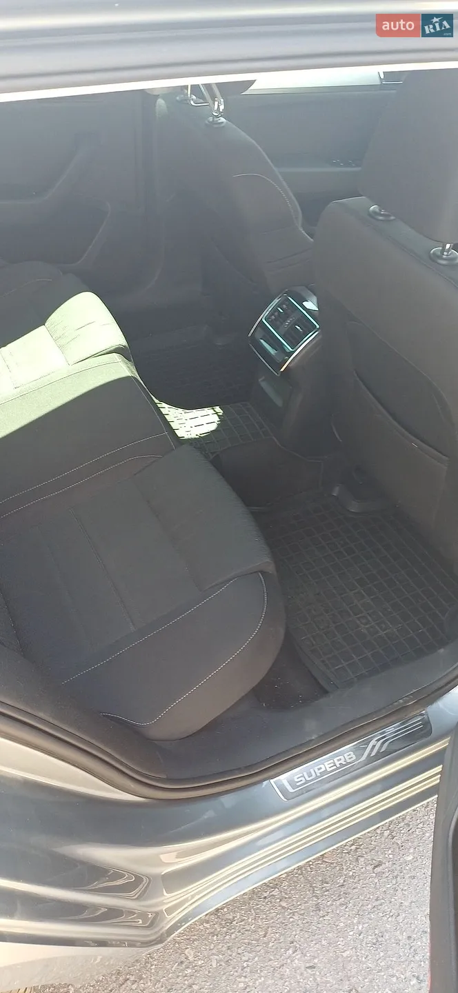 2016 Skoda Superb - мініатюра 14