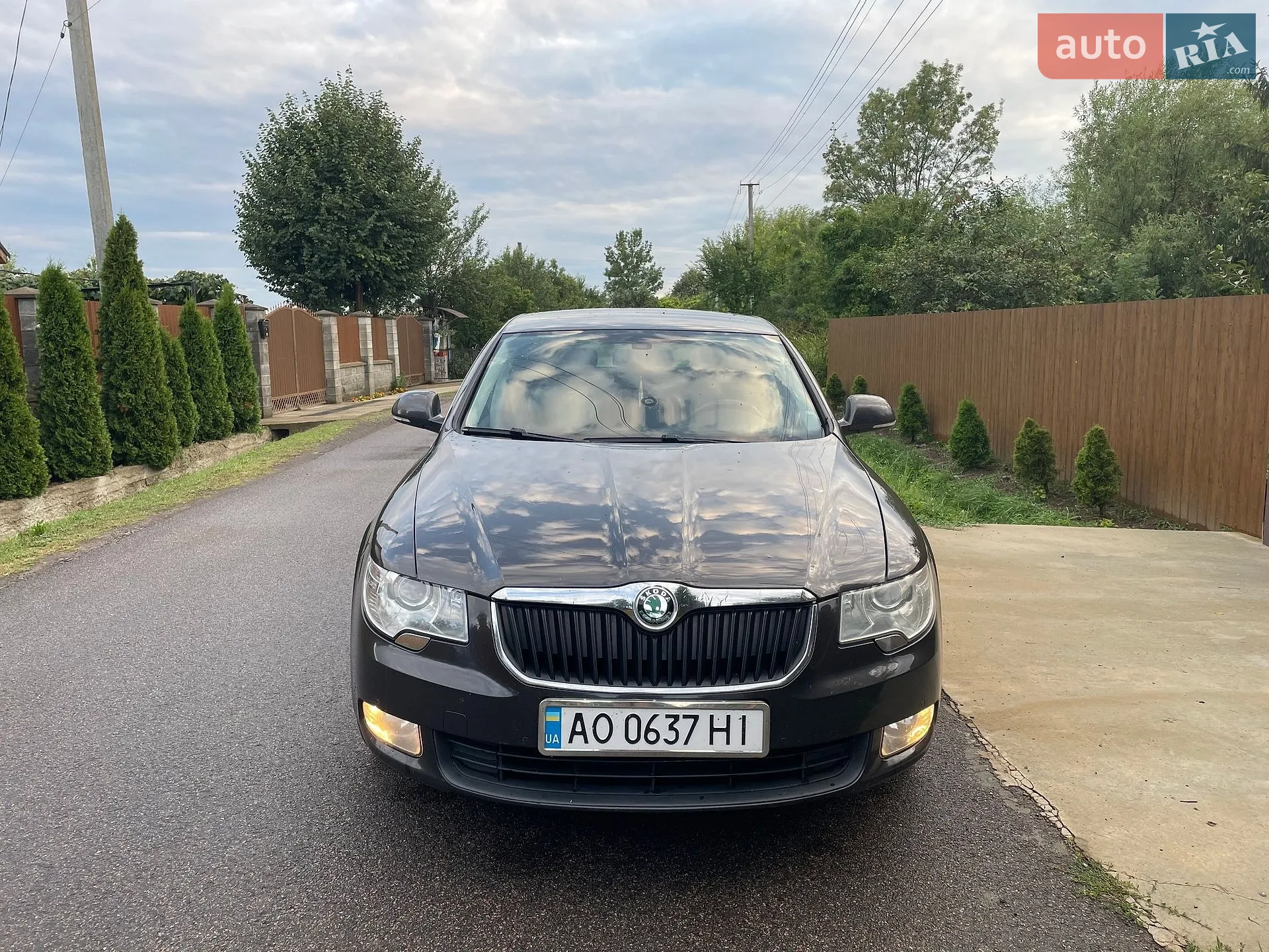2011 Skoda Superb - мініатюра 2
